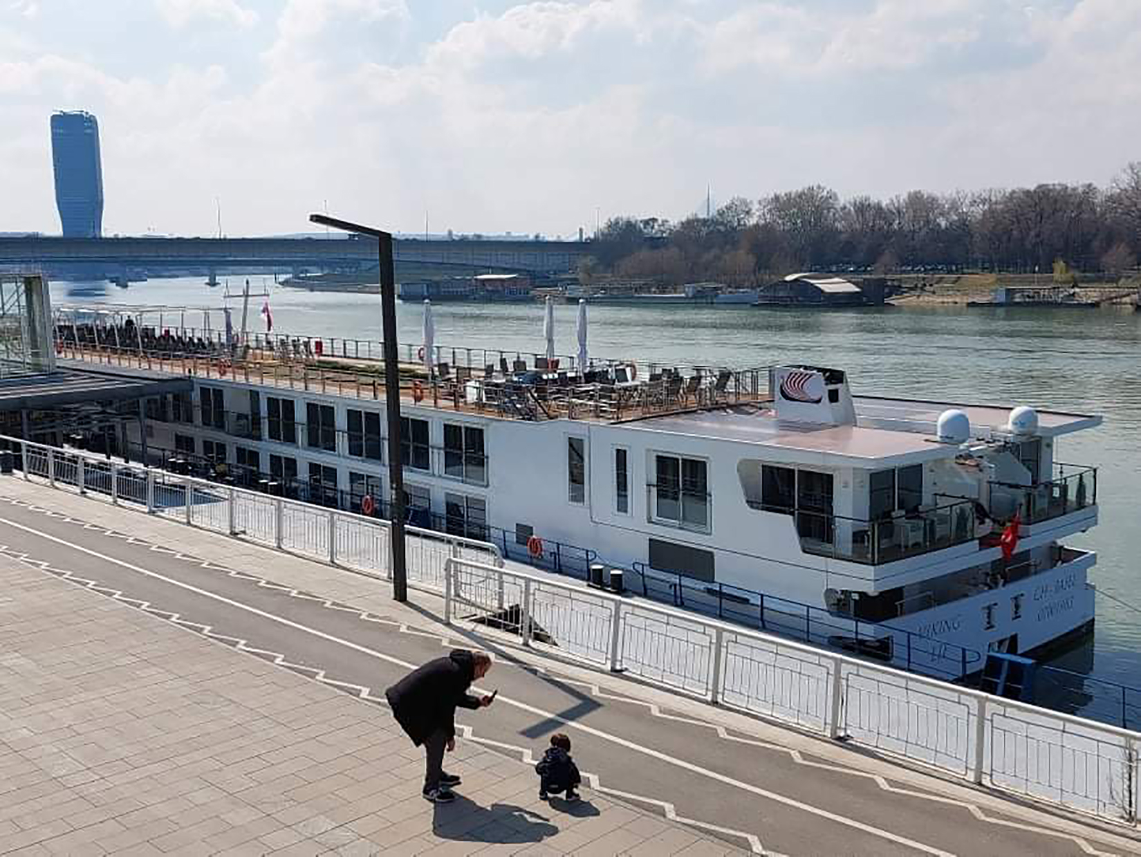 received_705937840442276