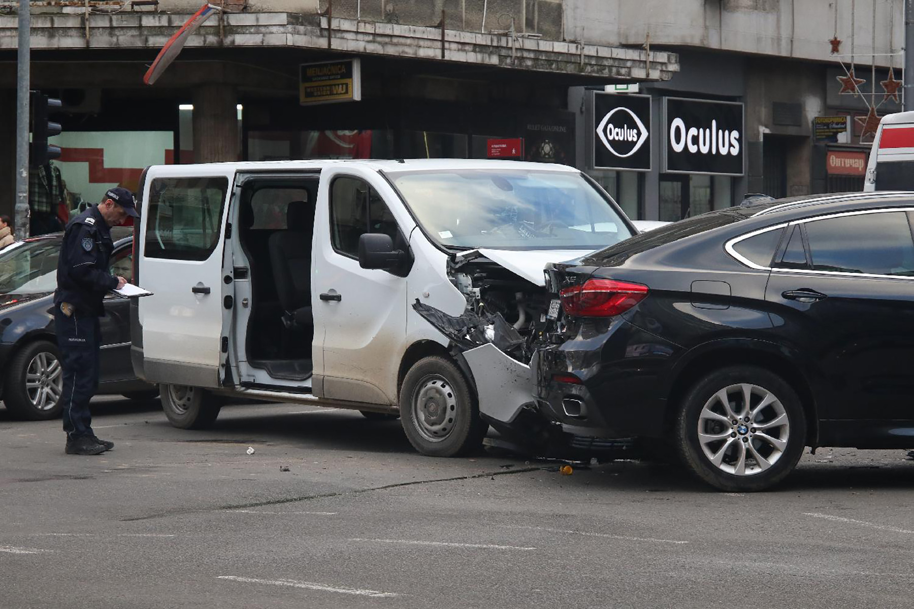 Udes_02__b Saobracajna nesreca sudar udes