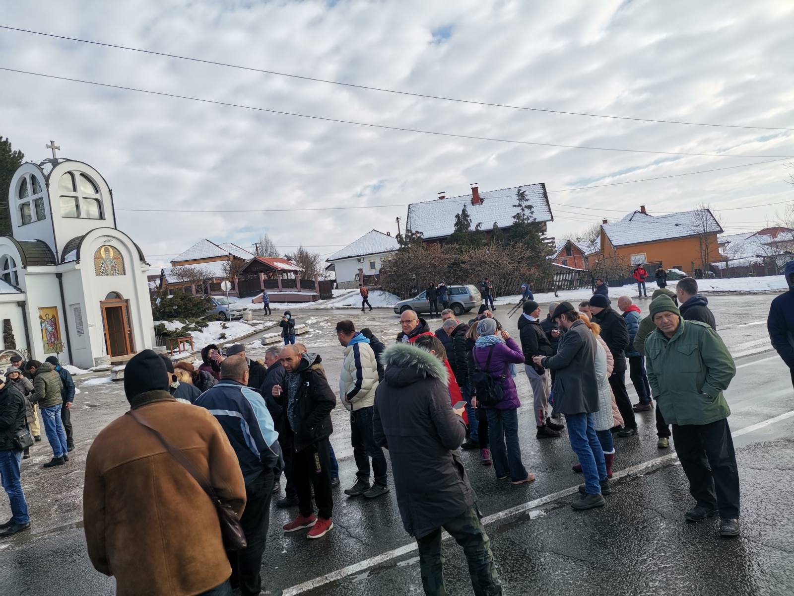 IMG-f11998887ca8b09b9df523e4090ba9cf-V