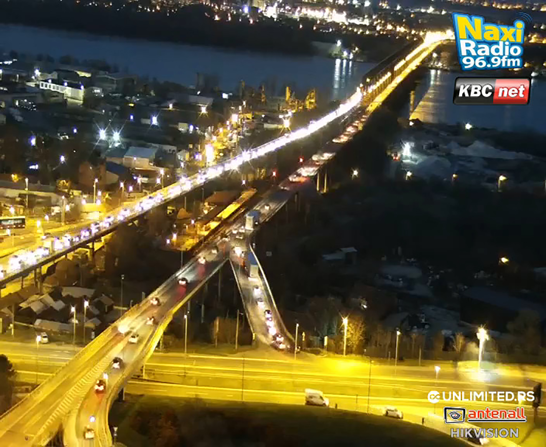 Saobracajni kolaps guzva saobracaj