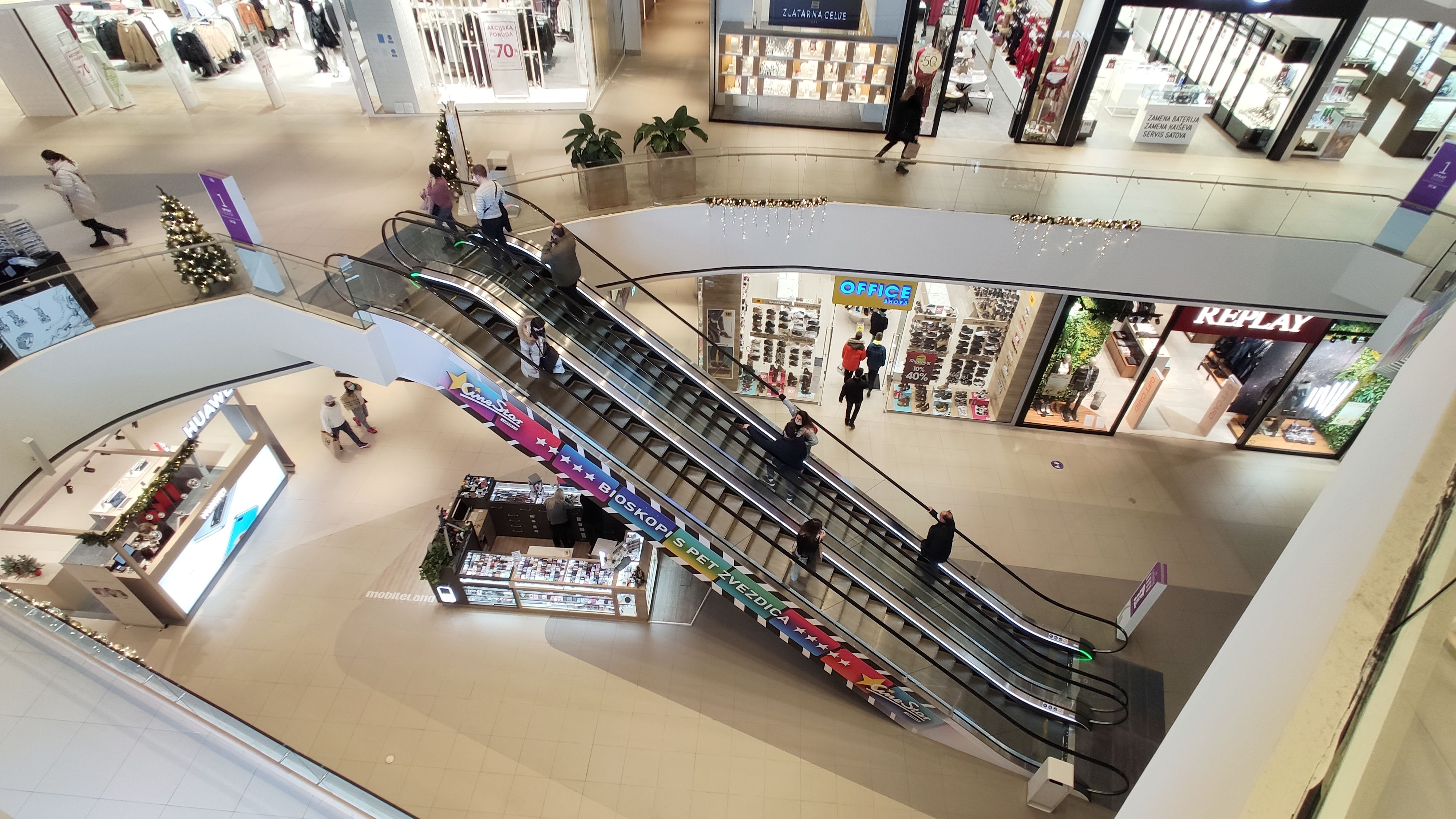 Ada Mall Shopping Center