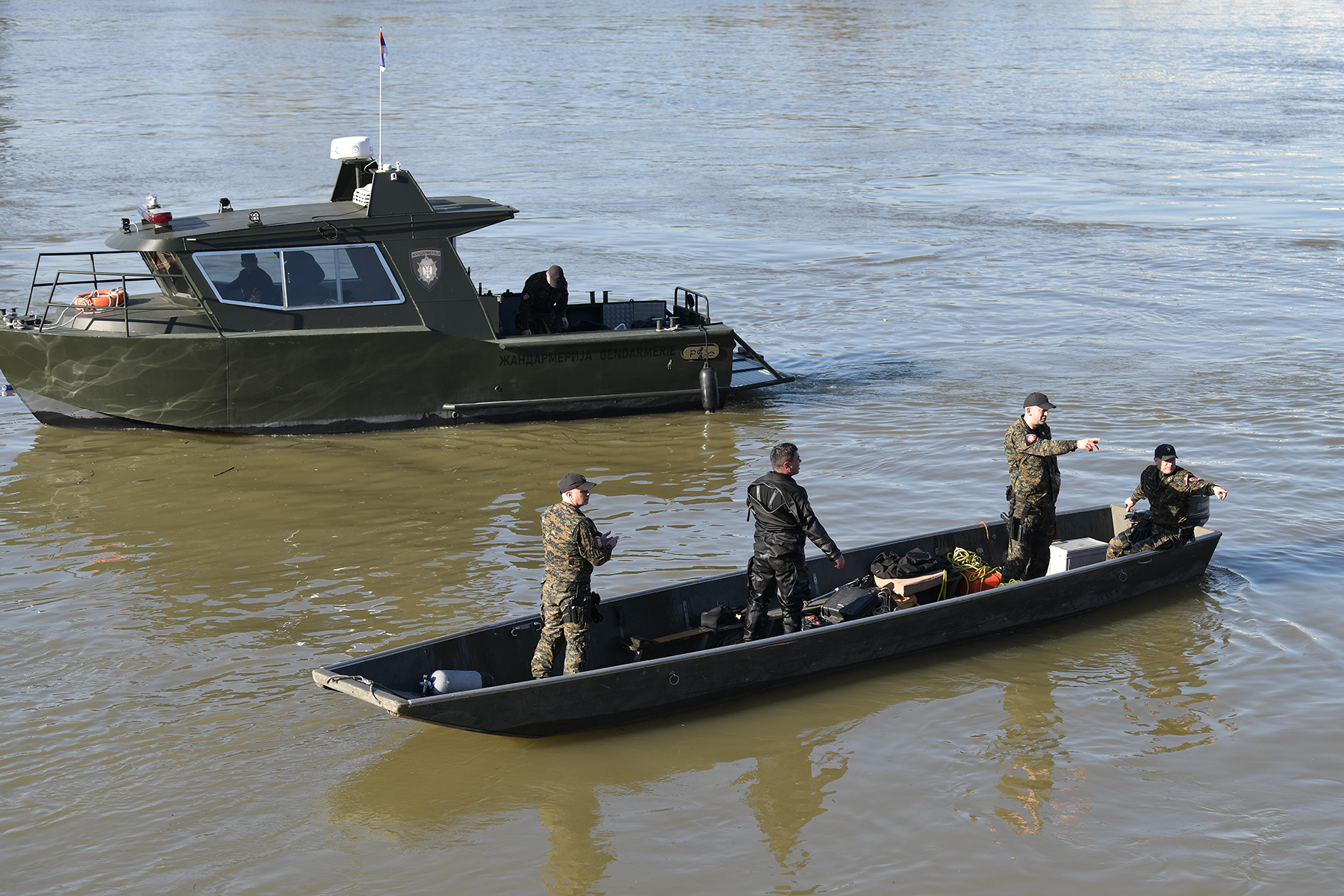 Beograd 04.01.2022. Beton hala, Savski kej, šetalište ispred kluba Gotik, nesatli Splićanin, Matej Periš Foto: Goran Srdanov/Nova.rs ronioci, potraga, pretraga