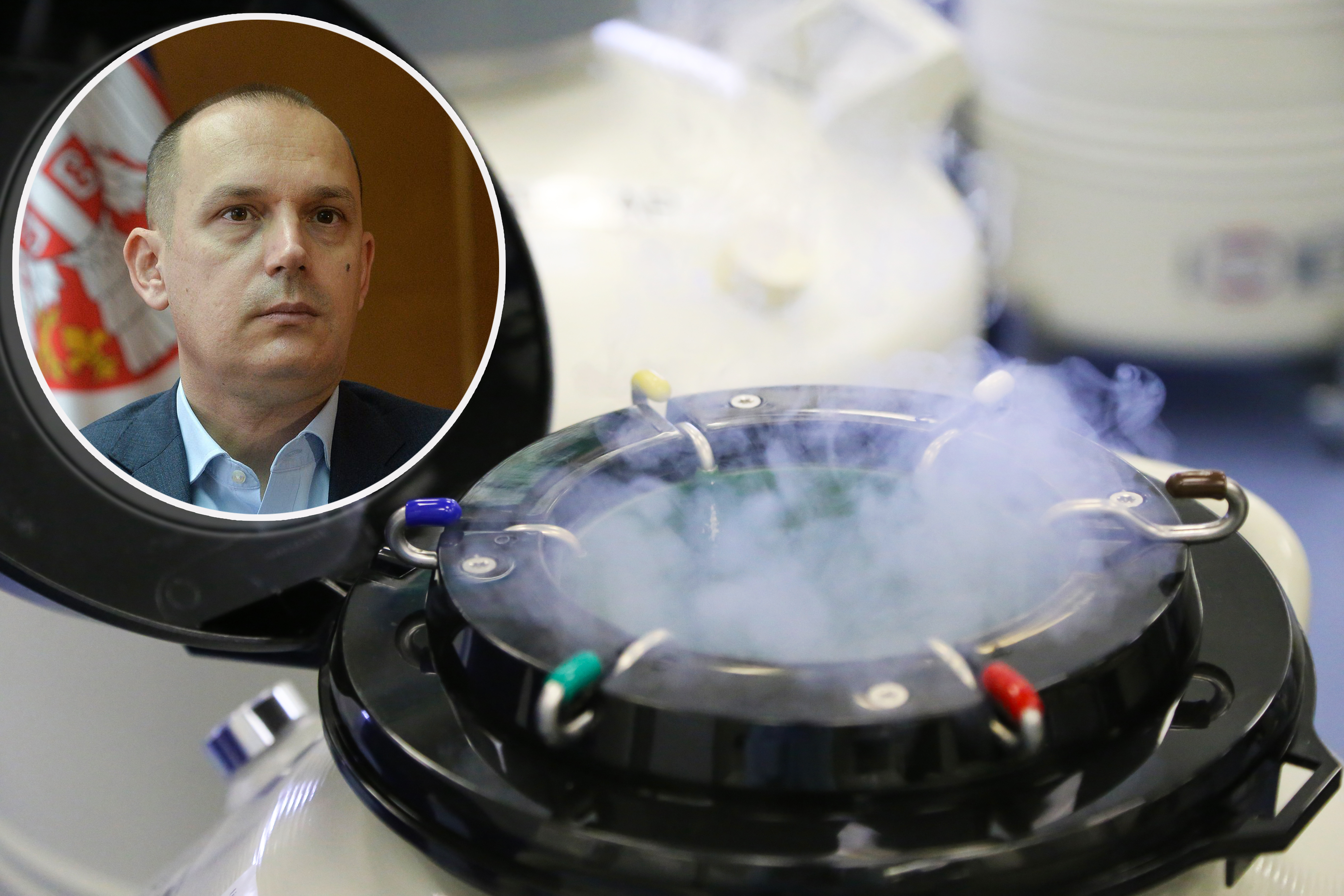 An,Dewar,With,Liquid,Nitrogen,Straws,With,Frozenn,Embryos,And