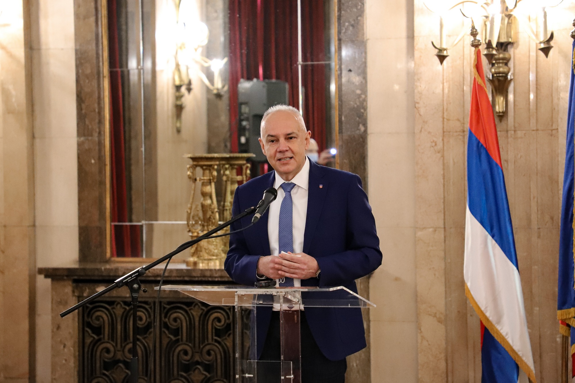 ZORAN RADOJICIC POTPISAO UGOVOR SA EBRD-OM