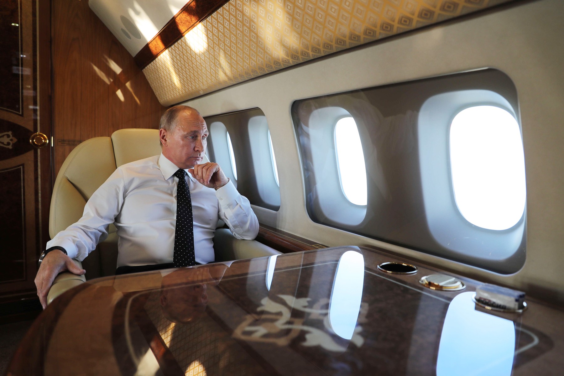 President Putin visits Russian Hmeimim air base in Syria
