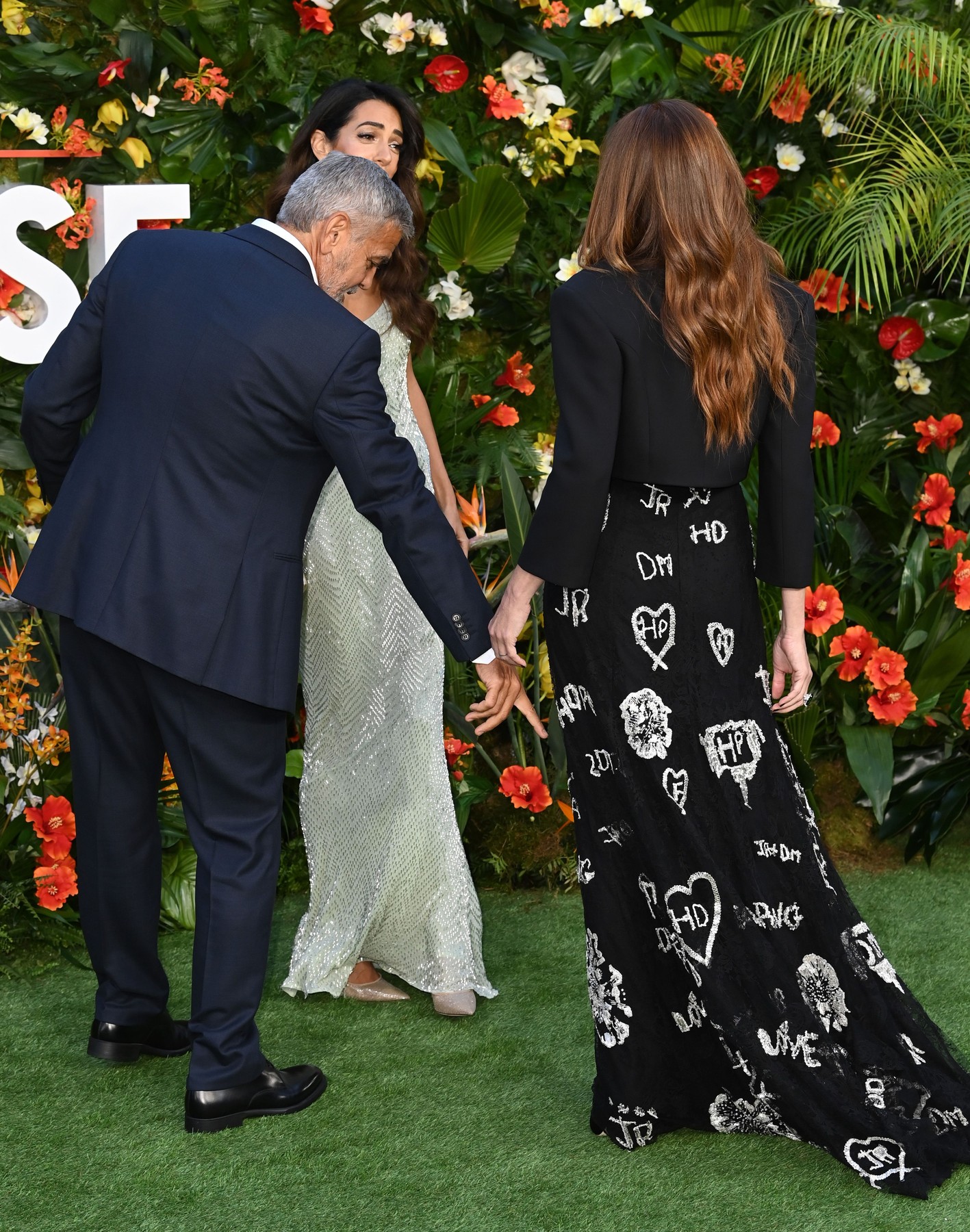 Julia Roberts, Amal Clooney and George Clooney
'Ticket To Paradise' film premiere, London, UK - 07 Sep 2022,Image: 720335704, License: Rights-managed, Restrictions: , Model Release: no, Credit line: David Fisher / Shutterstock Editorial / Profimedia