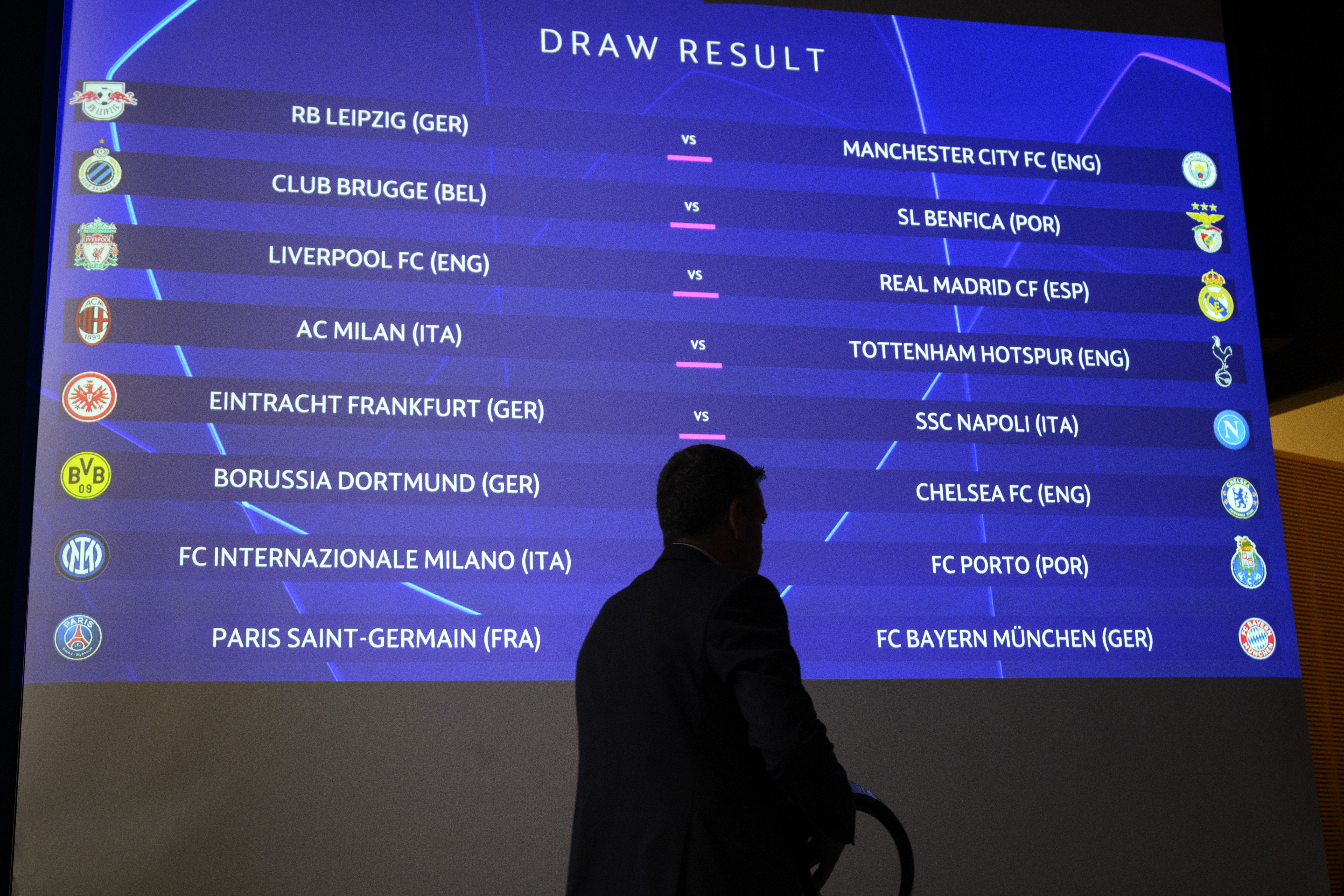 epa10292030 The match fixtures are shown on an electronic panel during the UEFA Champions League 2022/23 round of 16 draw, at the UEFA Headquarters in Nyon, Switzerland, 07 November.  EPA-EFE/LAURENT GILLIERON