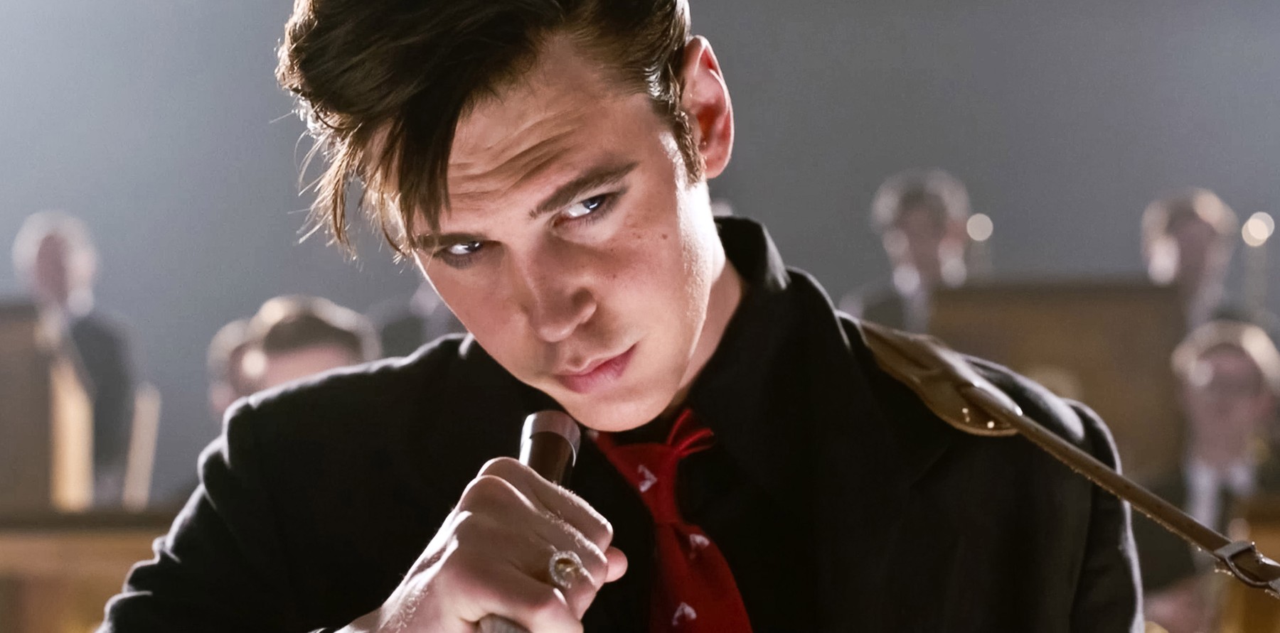 LMKMEDIA_ELVIS-FILM-LMK110-30