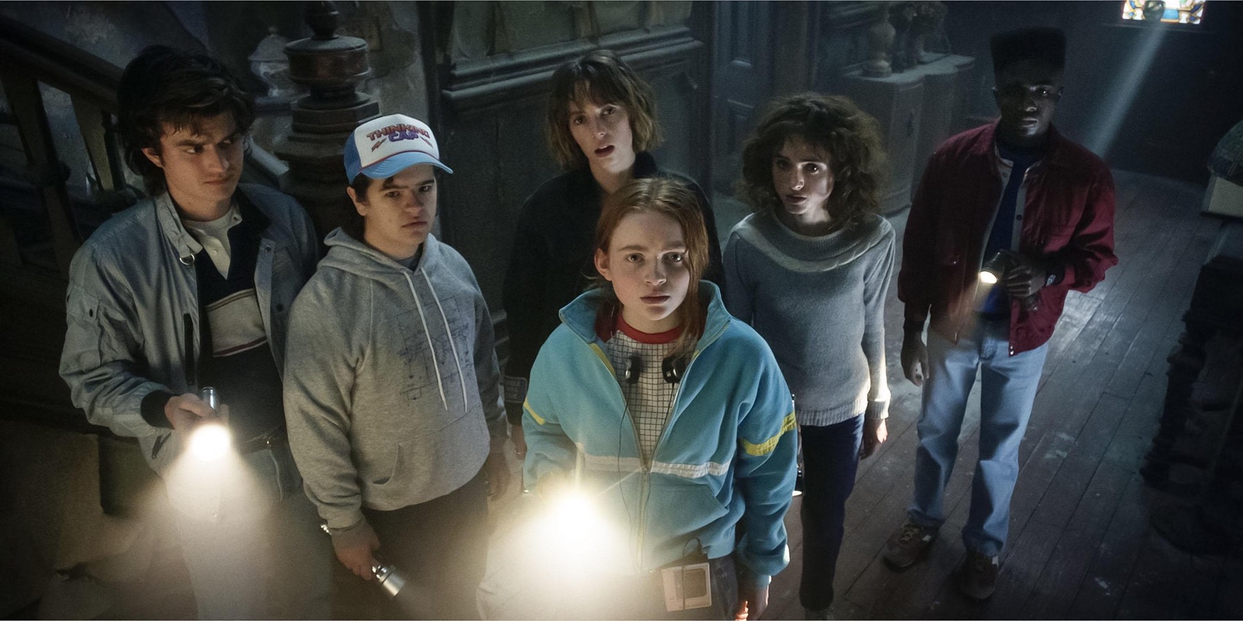 LMKMEDIA_STRANGER_THINGS_SEASON_4-SERIES-LMK106-4