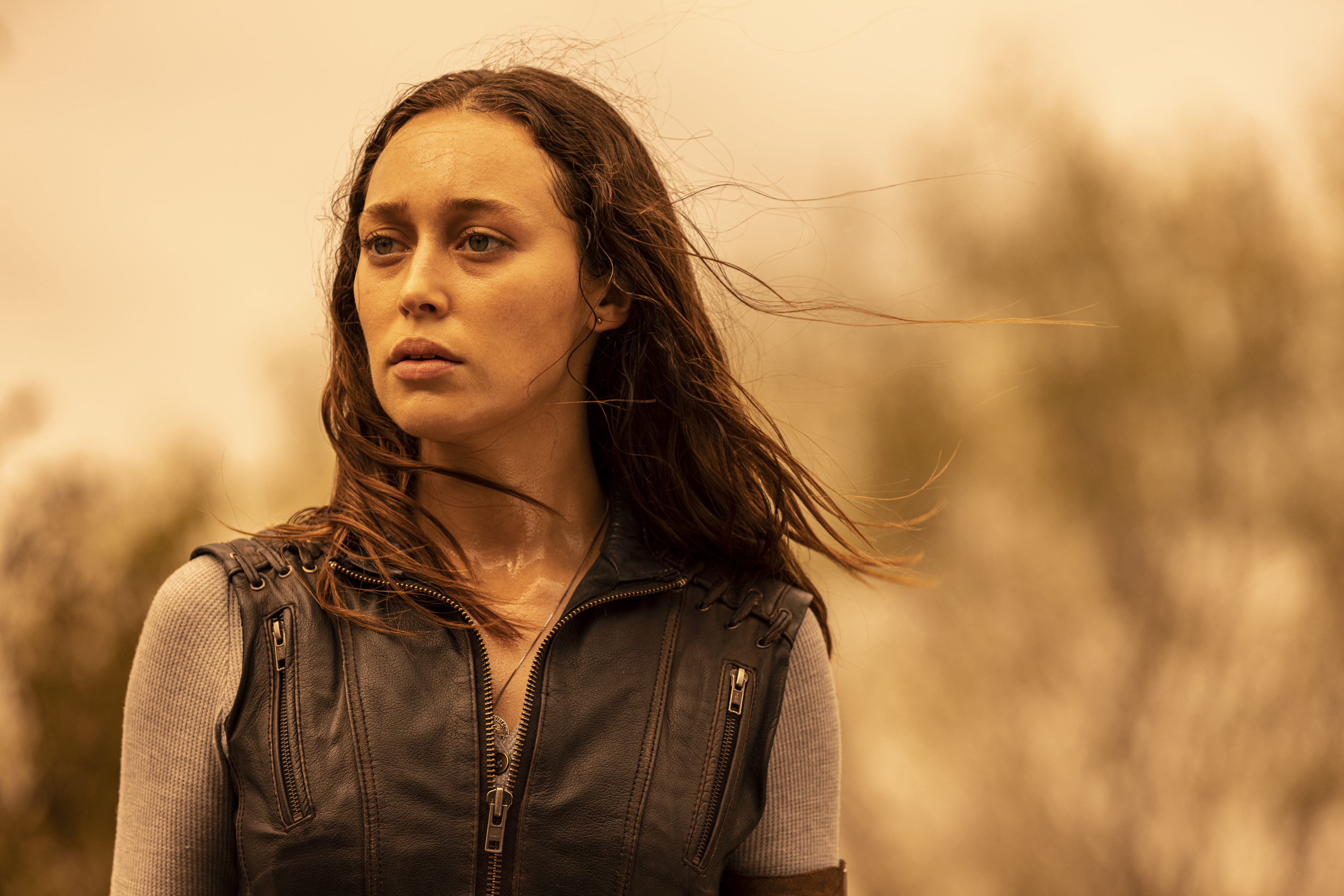 Alycia Debnam-Carey as Alicia Clark - Fear the Walking Dead _ Season 7 - Photo Credit: Lauren "Lo" Smith/AMC