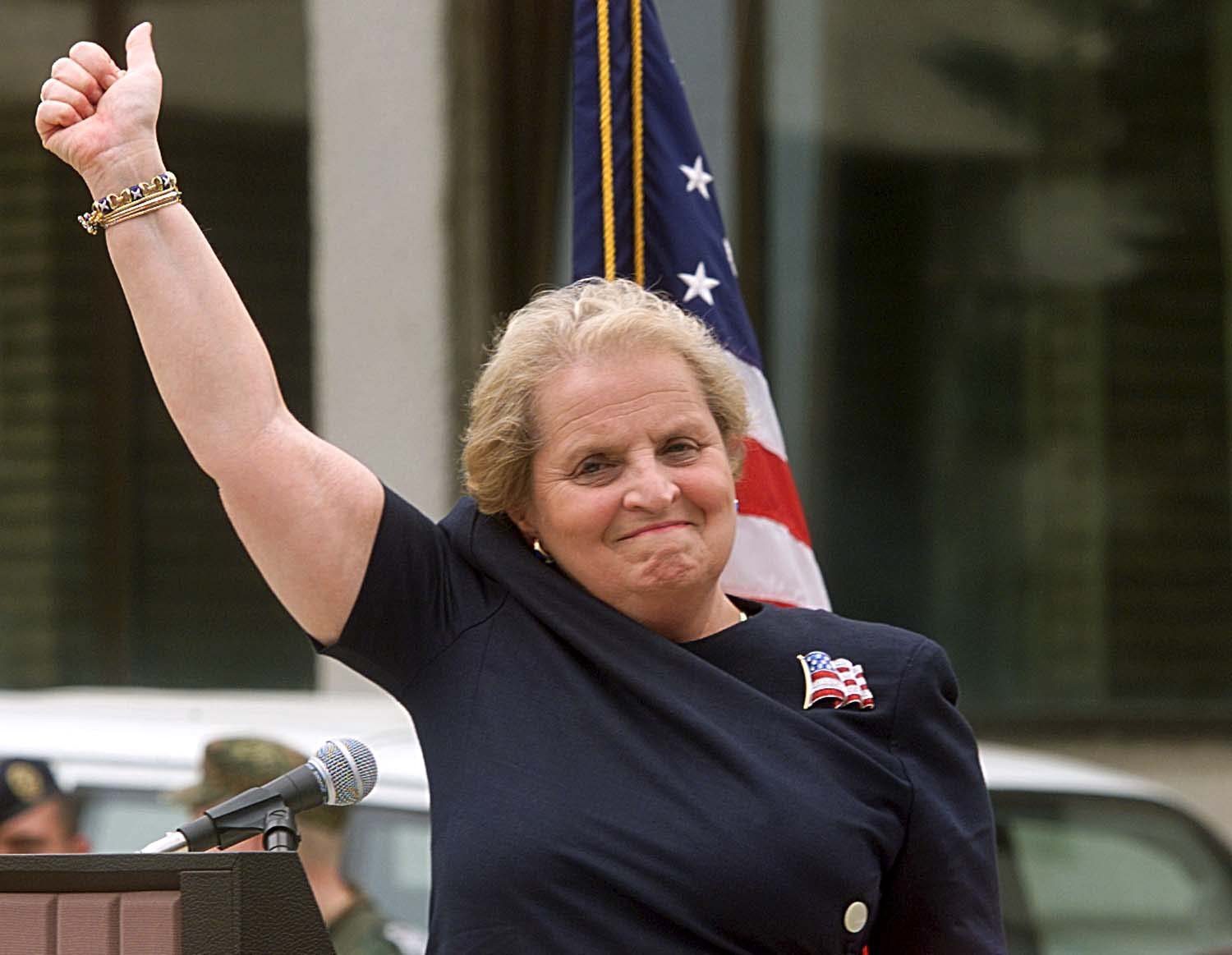 US Secretary of State Madeleine Albright greets the gathered crowd during her public address in Pristina, Kosovo, 29 July 1999.EPA/LOUISA GOULIAMAKI