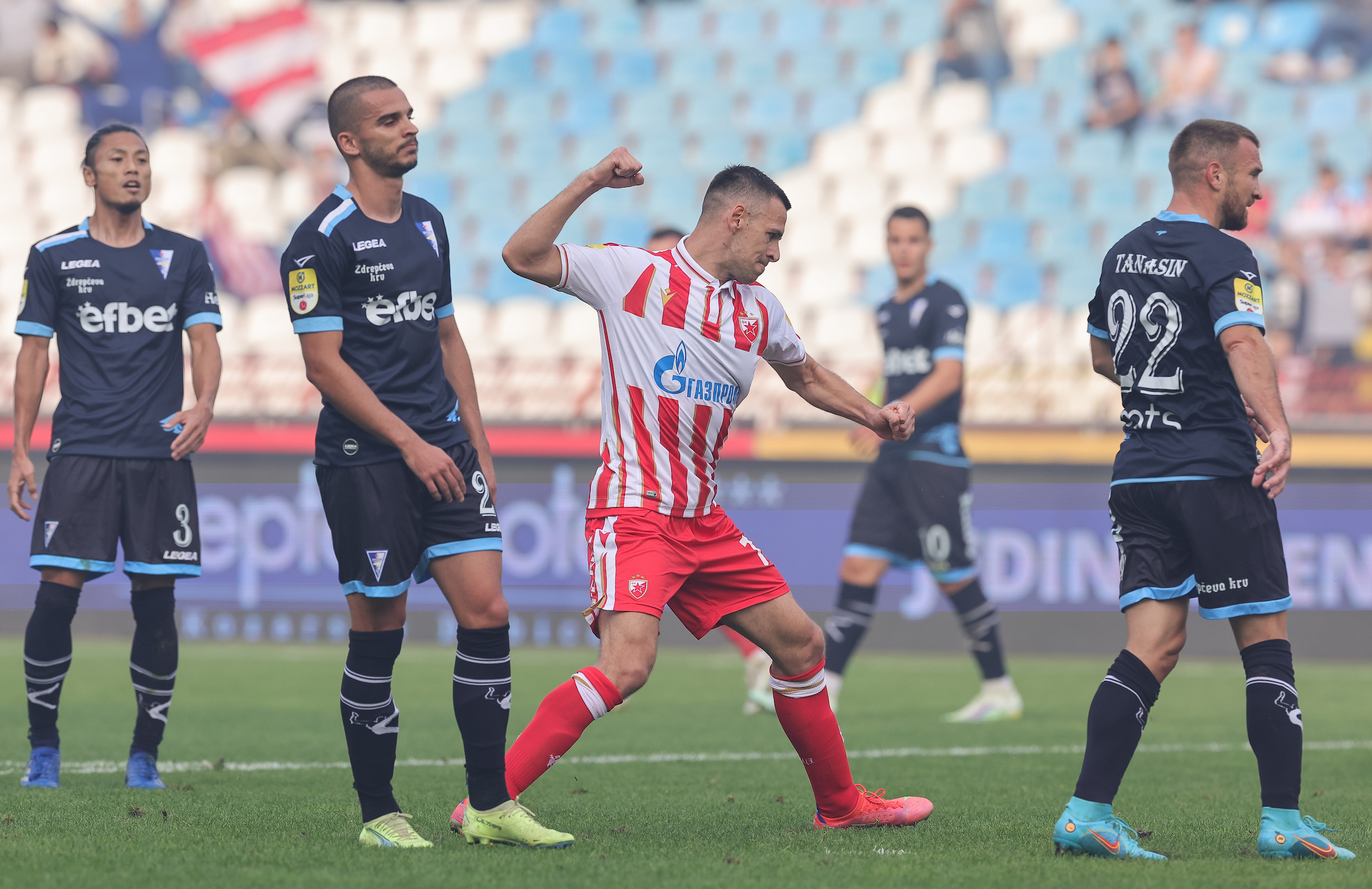 Marko Gobeljic (C) celebrates after scoring a goal
Crvena Zvezda v Spartak, Mozzart Super Liga 2022/2023 at stadium Rajko Mitic (Marakana) on October 09, 2022 in Belgrade, Serbia. (Photo by Srdjan Stevanovic/Starsport.rs ©)