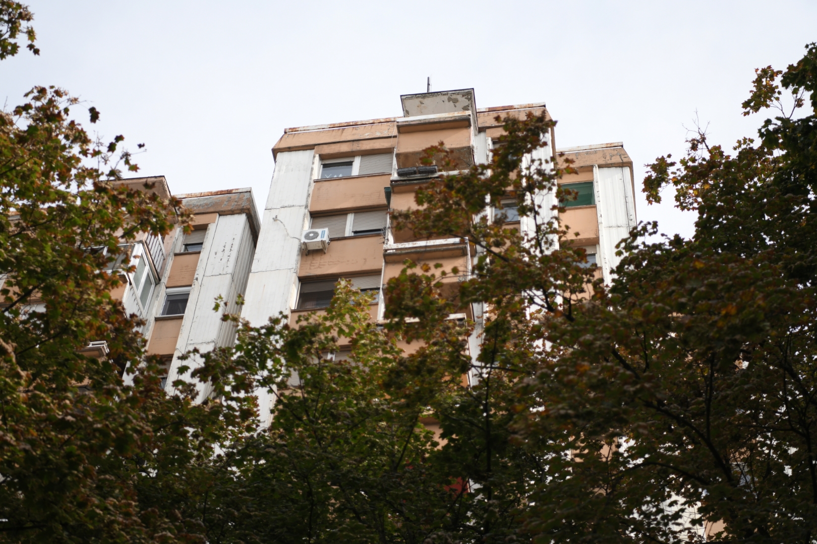 Beograd, 06.10.2020. Dorćol, Pančićeva ulica, čovek pao sa zgrade Foto: Dragan Mujan/Nova.rs