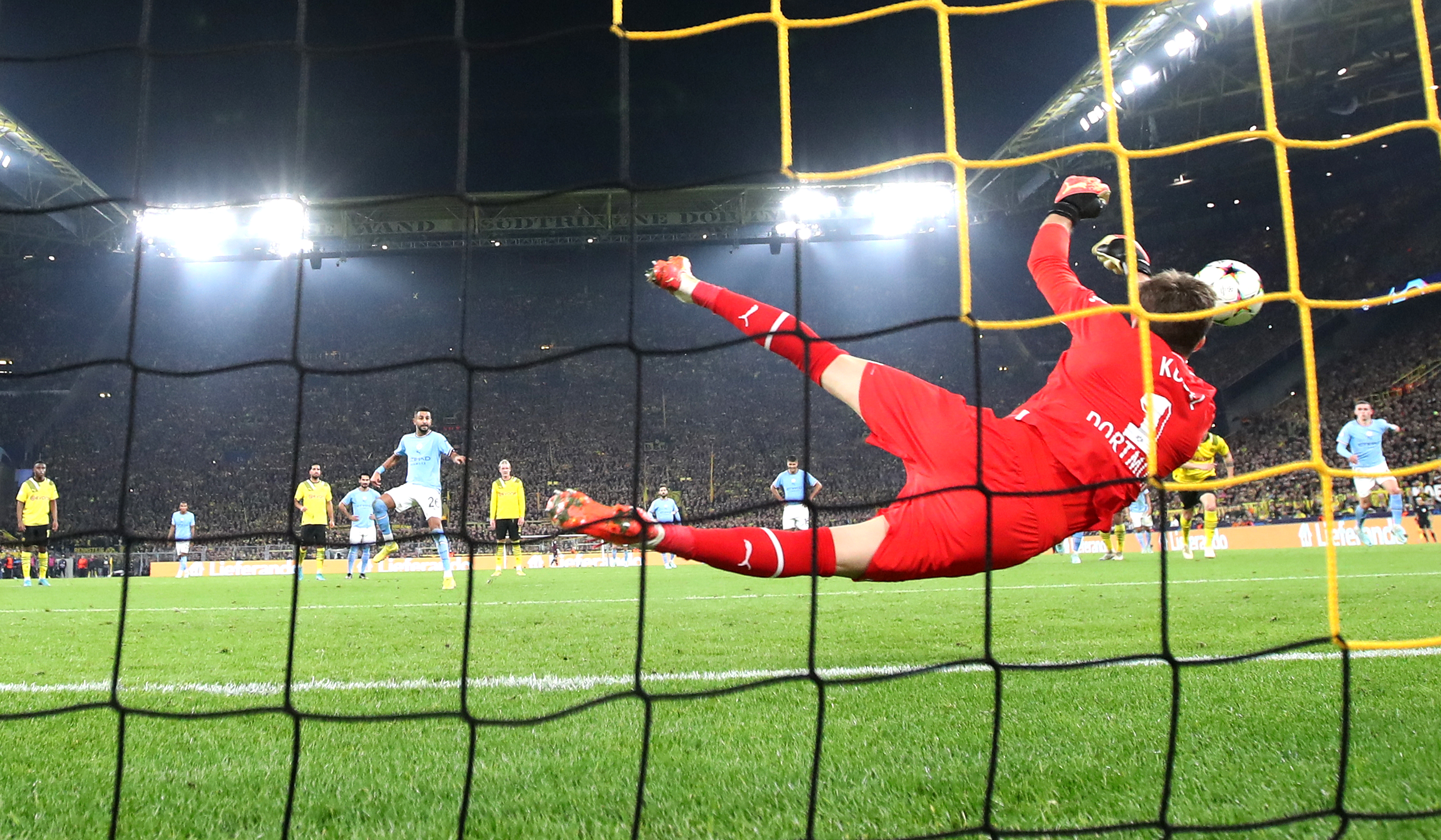 UEFA Champions League - Borussia Dortmund vs Manchester City