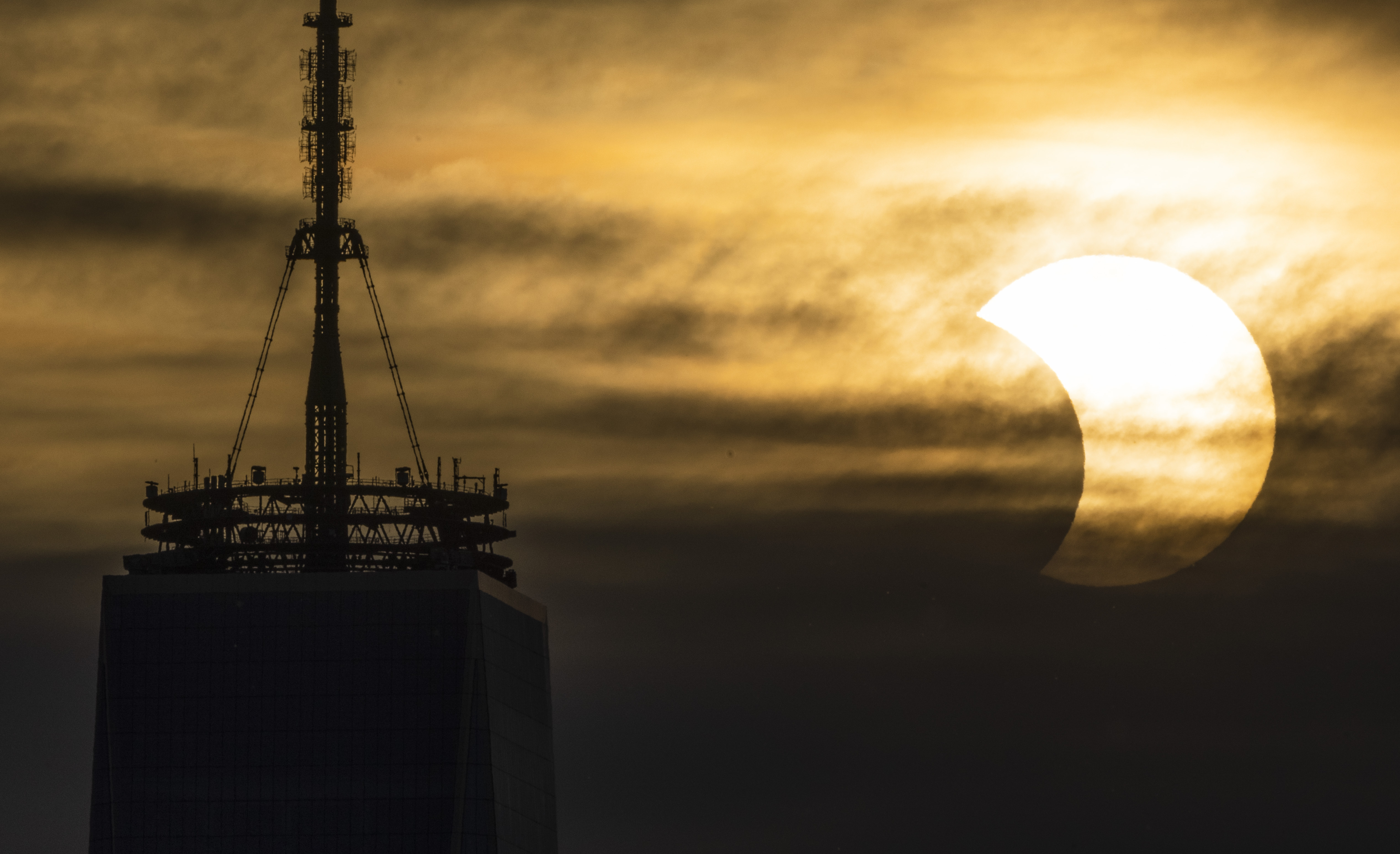 delimično pomračenje sunca Partial Solar Eclipse in New York