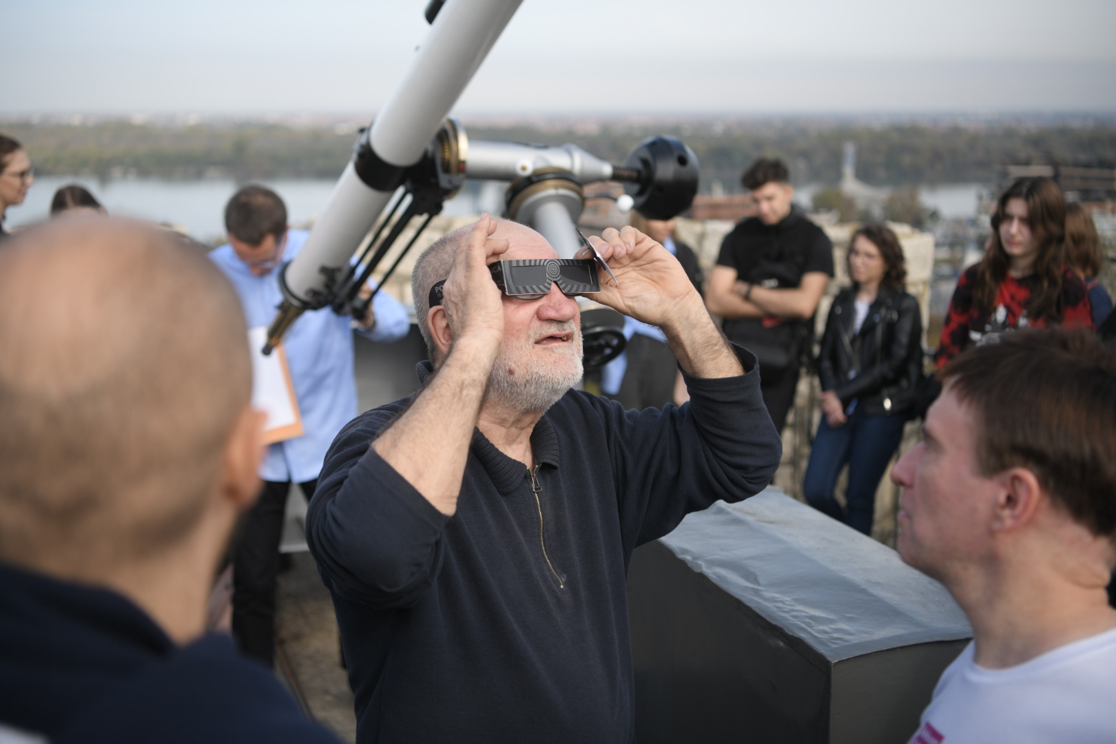 Beograd 25.10. Delimično pomračenje Sunca, astronomska opservatorija na kalemegdanu