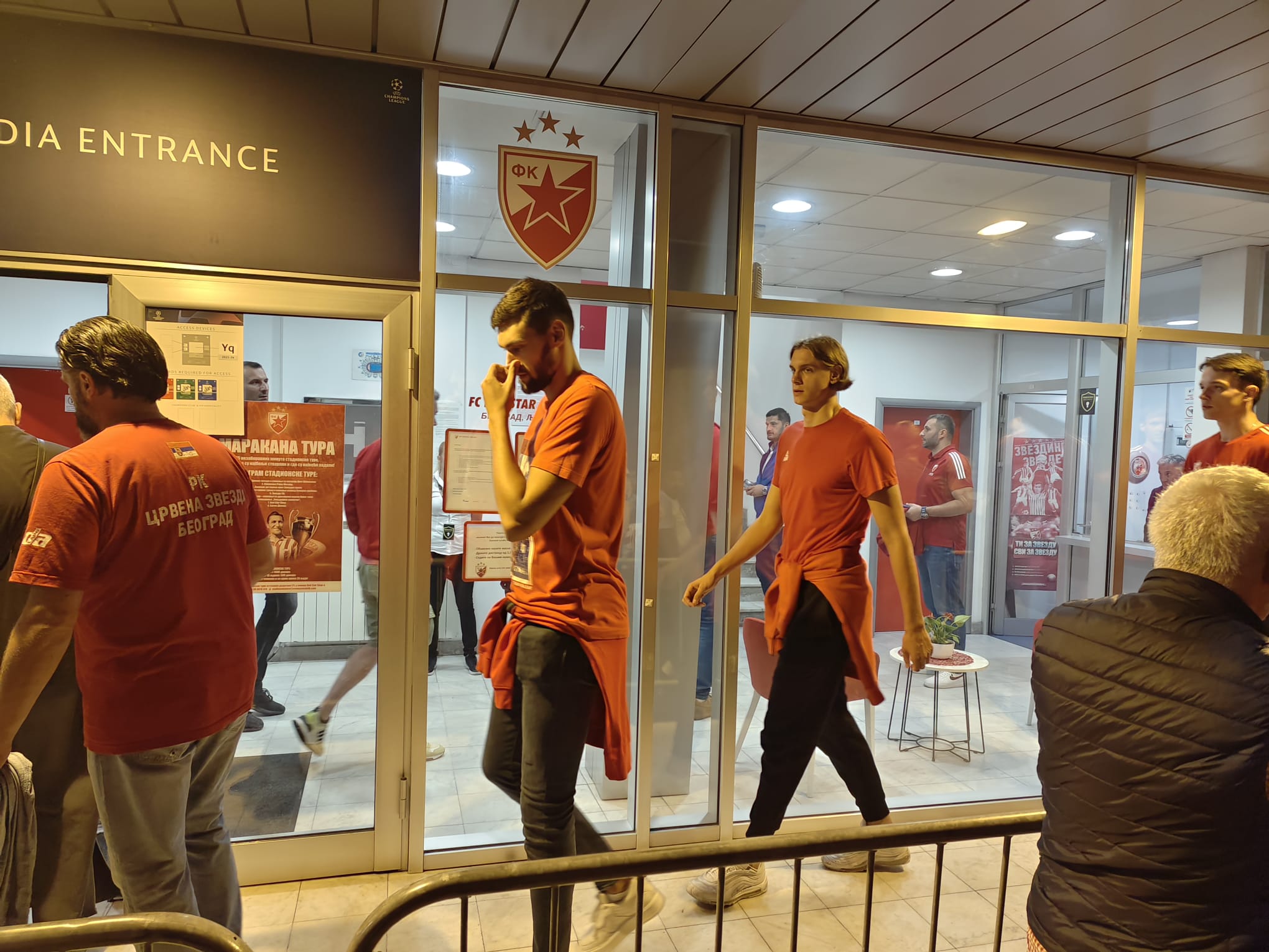 1661279073-ZveMak6.jpeg