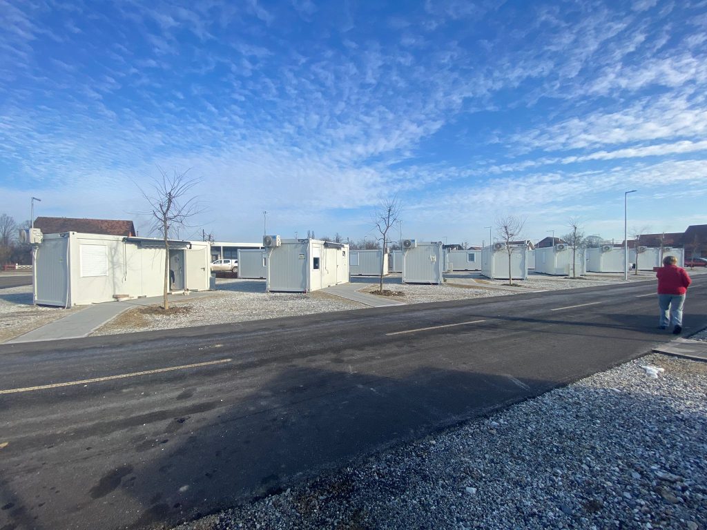 Glina kontejnersko naselje