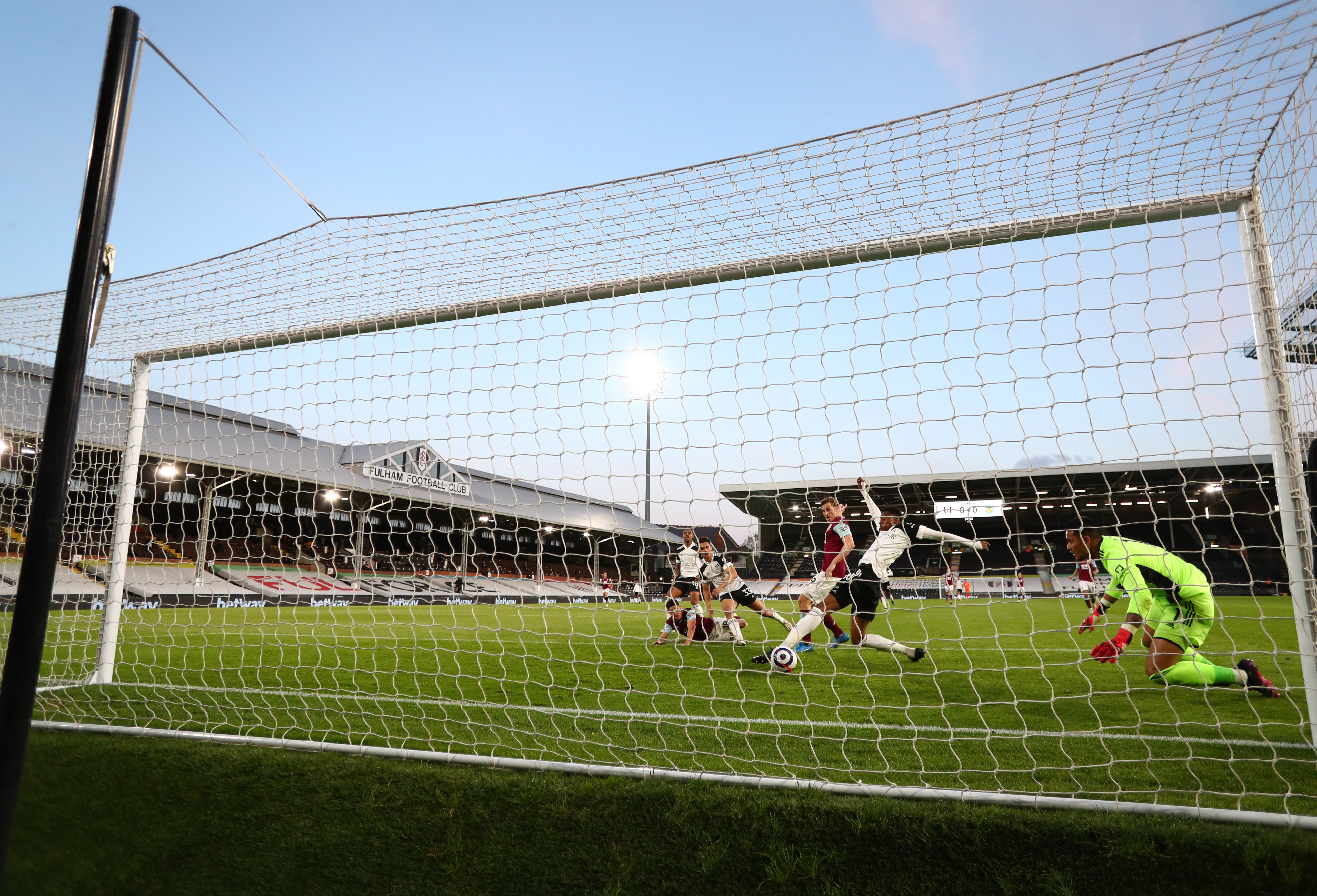 Fulham FC vs Burnley FC