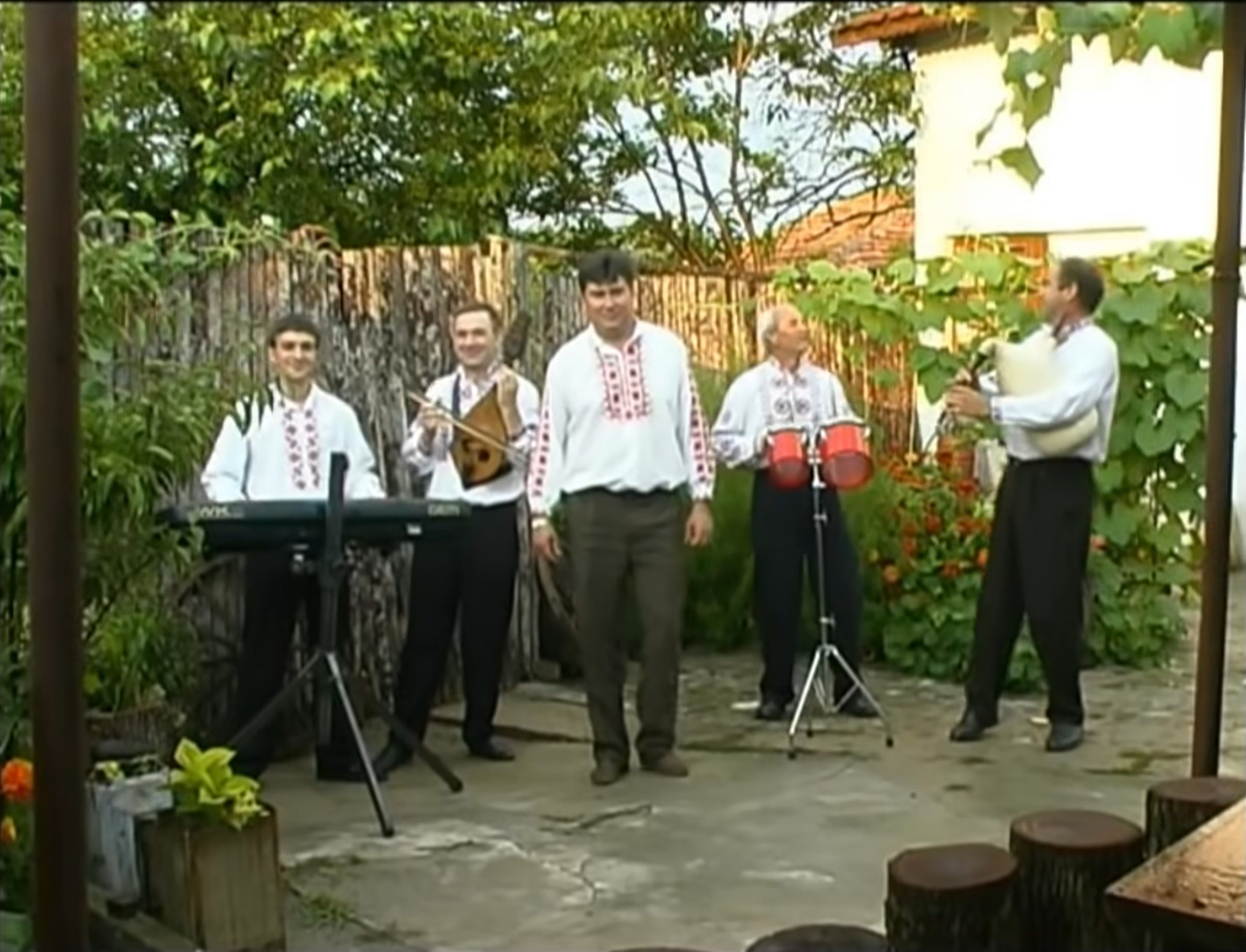 Оркестър Камчия- Комбайна-вършачка
MK SUNRISE MARINOV