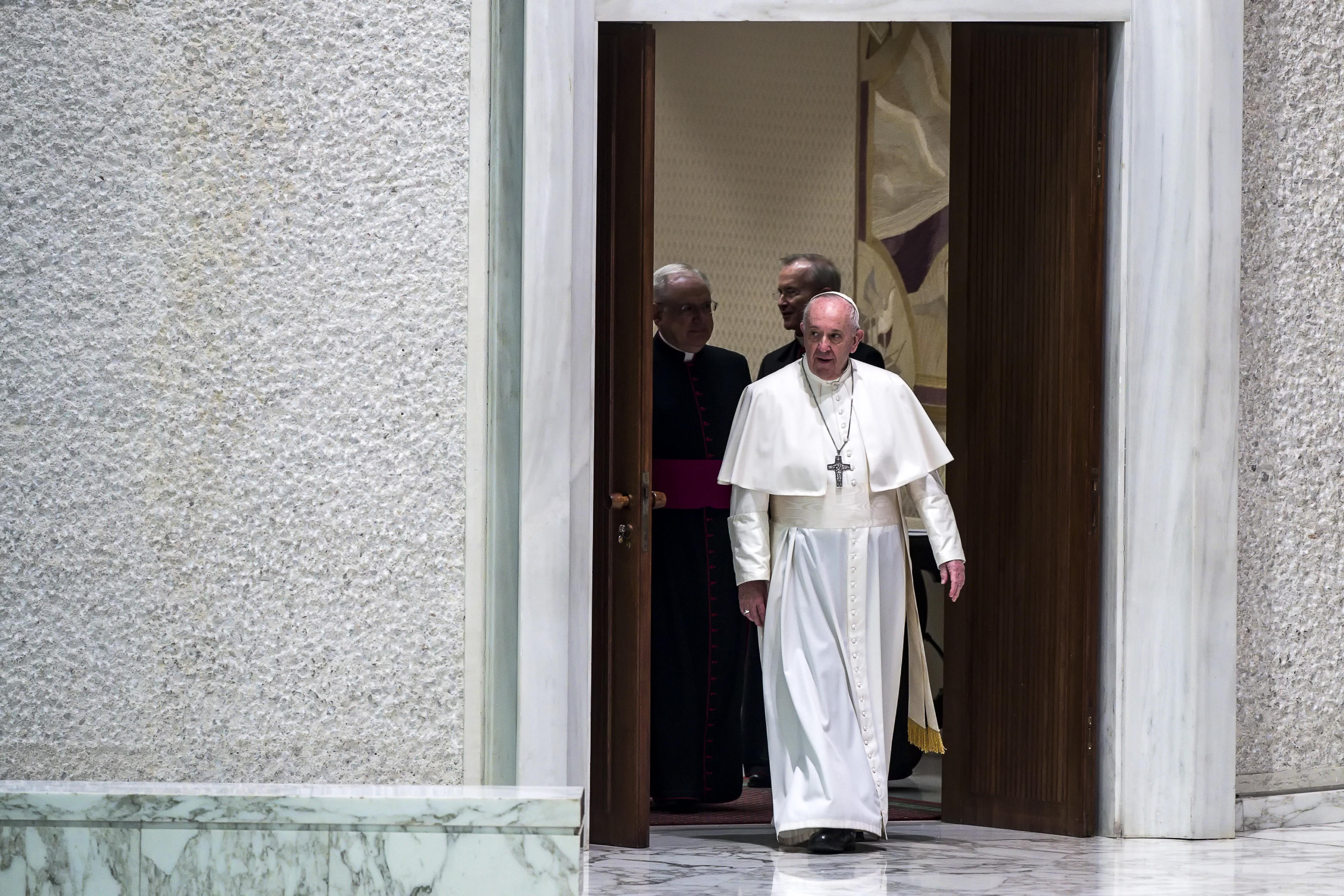 Papa Franja
epa08761250 Pope Francis attends the general audience in the Paul VI hall, Vatican City, 21 October 2020.  EPA-EFE/ANGELO CARCONI