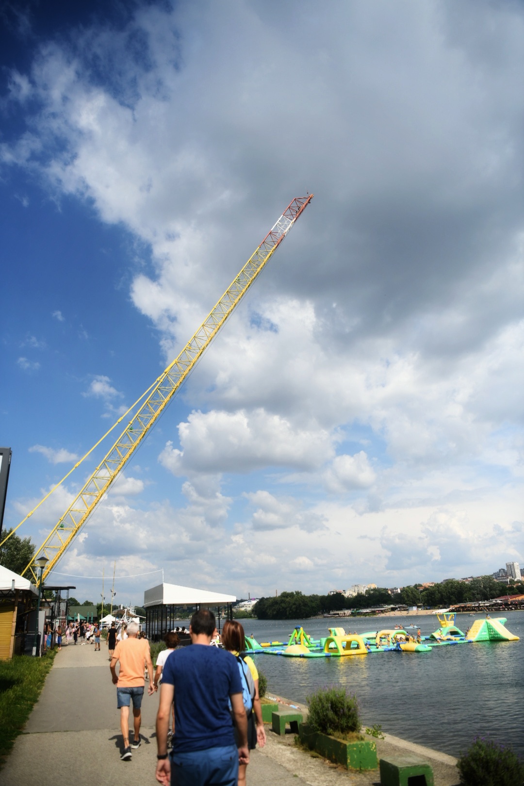 Beograd 12. jun 2022. Ada Ciganlija, lepo vreme, cene, leto Bungee Jump bandzi dzamp Foto:Vesna Lalić/Nova.rs