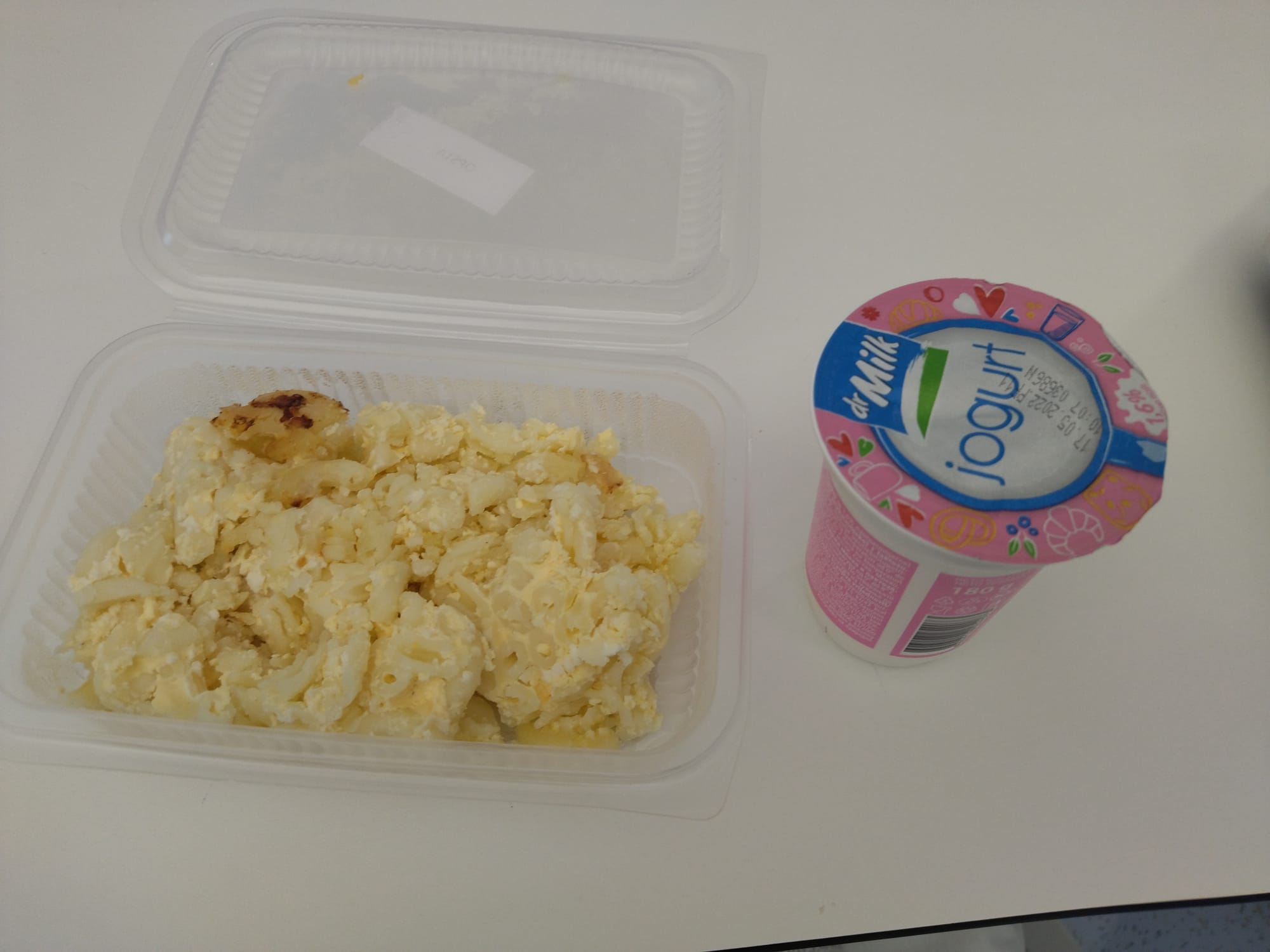 Beograd 06.05.2022. Urgentni centar, hrana, obrok, obroci u Urgentnom centru Foto: Nova.rs