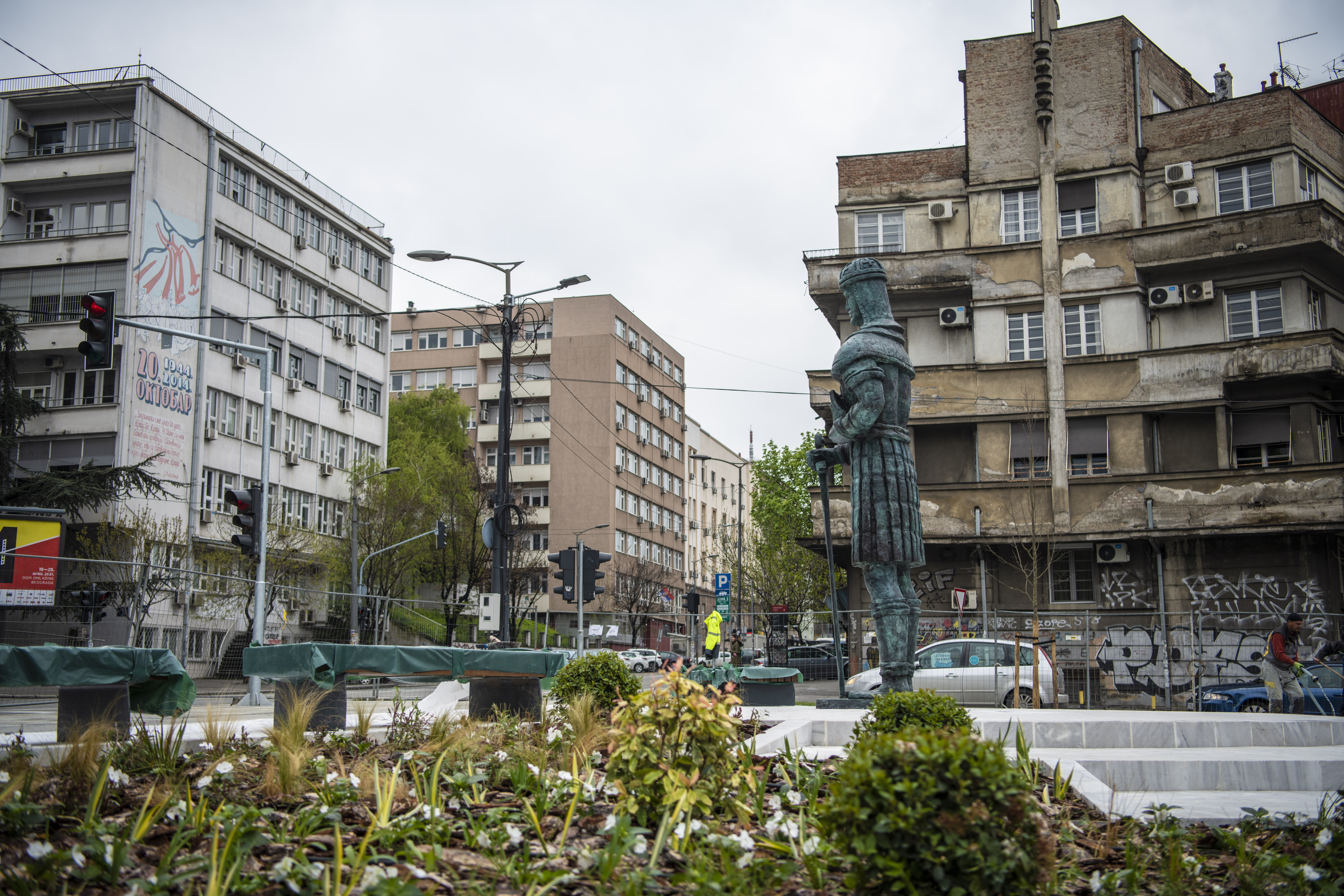 Beograd 18.04.2021. Spomenik despotu Stefanu Lazareviću, ugao Palmotićeve i Bulevara despota Stefana, skver, Dorćolm, postavljen spomenik Foto: Dragan Mujan/Nova.rs