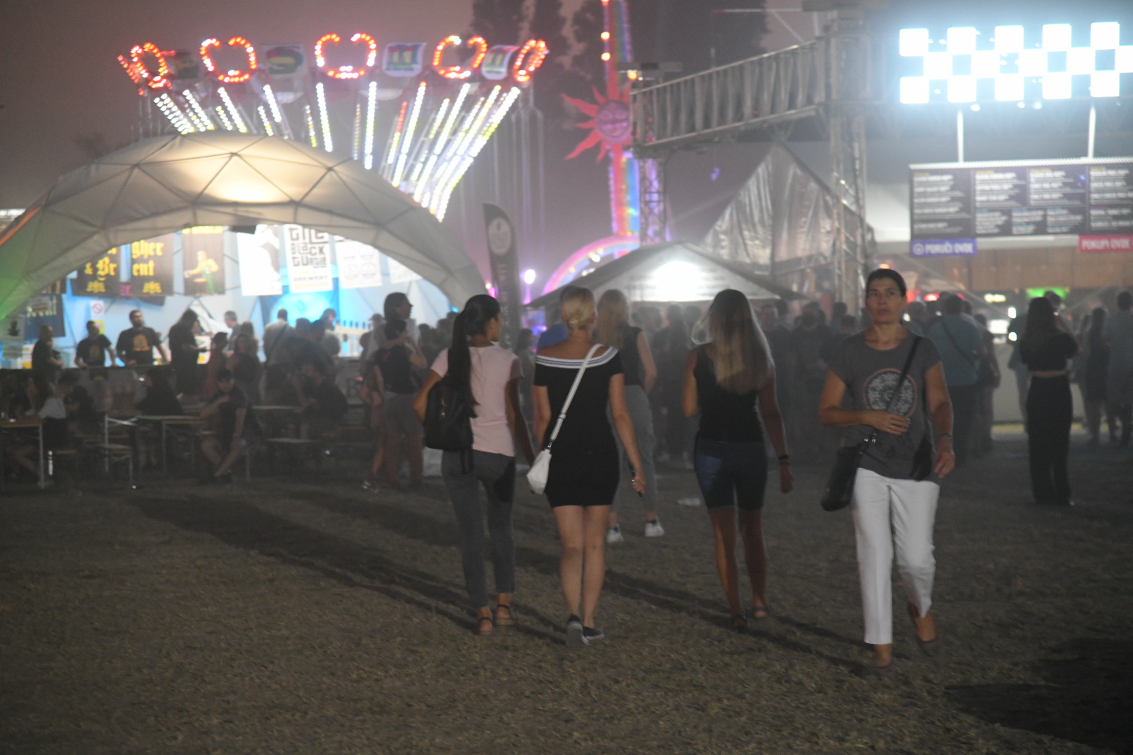 Beograd 18. avgust 2022. Prvo vece Beogradskog Bir festa na Uscu, Belgrade Beer Fest 2021, Muzički festival Belgrade Beer fest 2022  Foto:Nemanja Jovanović/Nova.rs