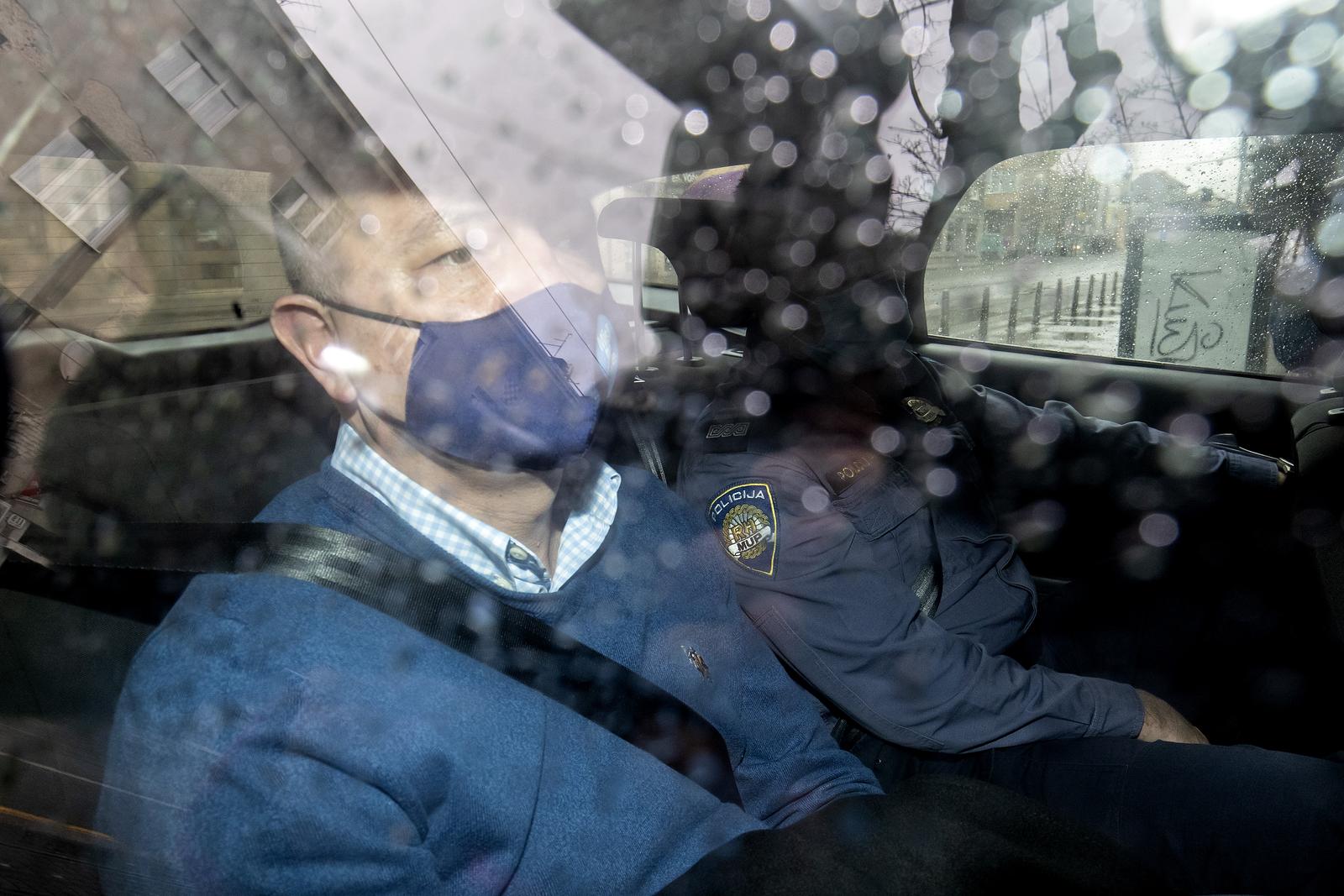 19.02.2022., Zagreb - Ministar prostornoga uredjenja, graditeljstva i drzavne imovine Darko Horvat u policijskom automobilu doveden u prostorije USKOK-a u Vlaskoj. Photo: Igor Kralj/PIXSELL