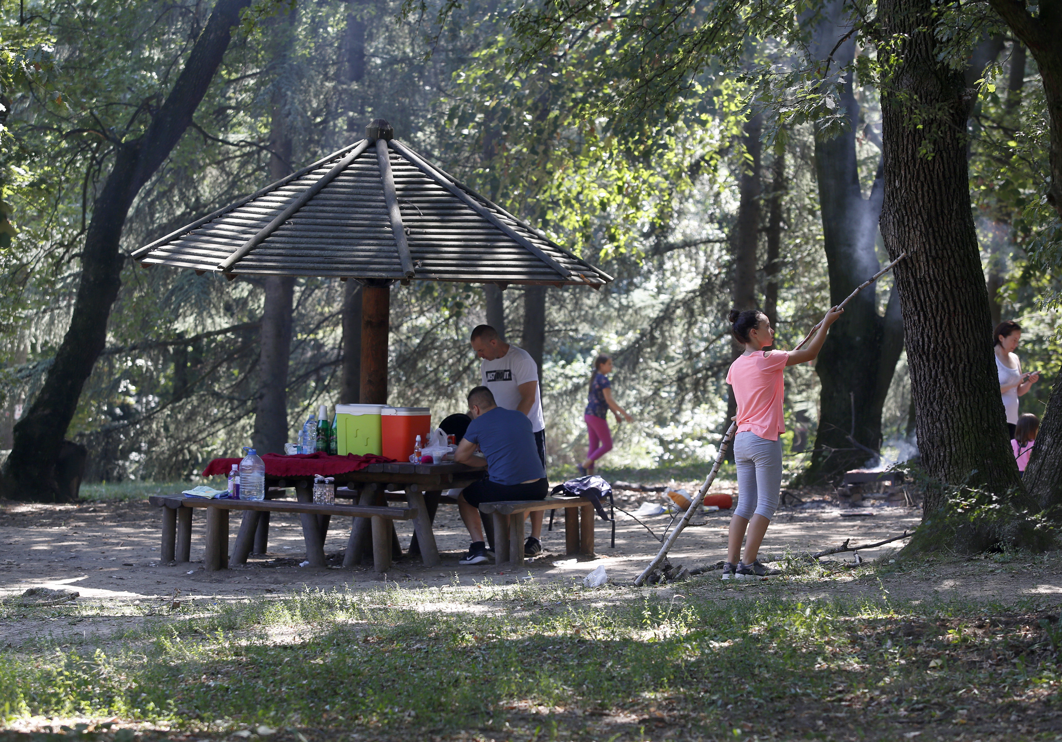 BEOGRADJANI U PRIRODI  izletista