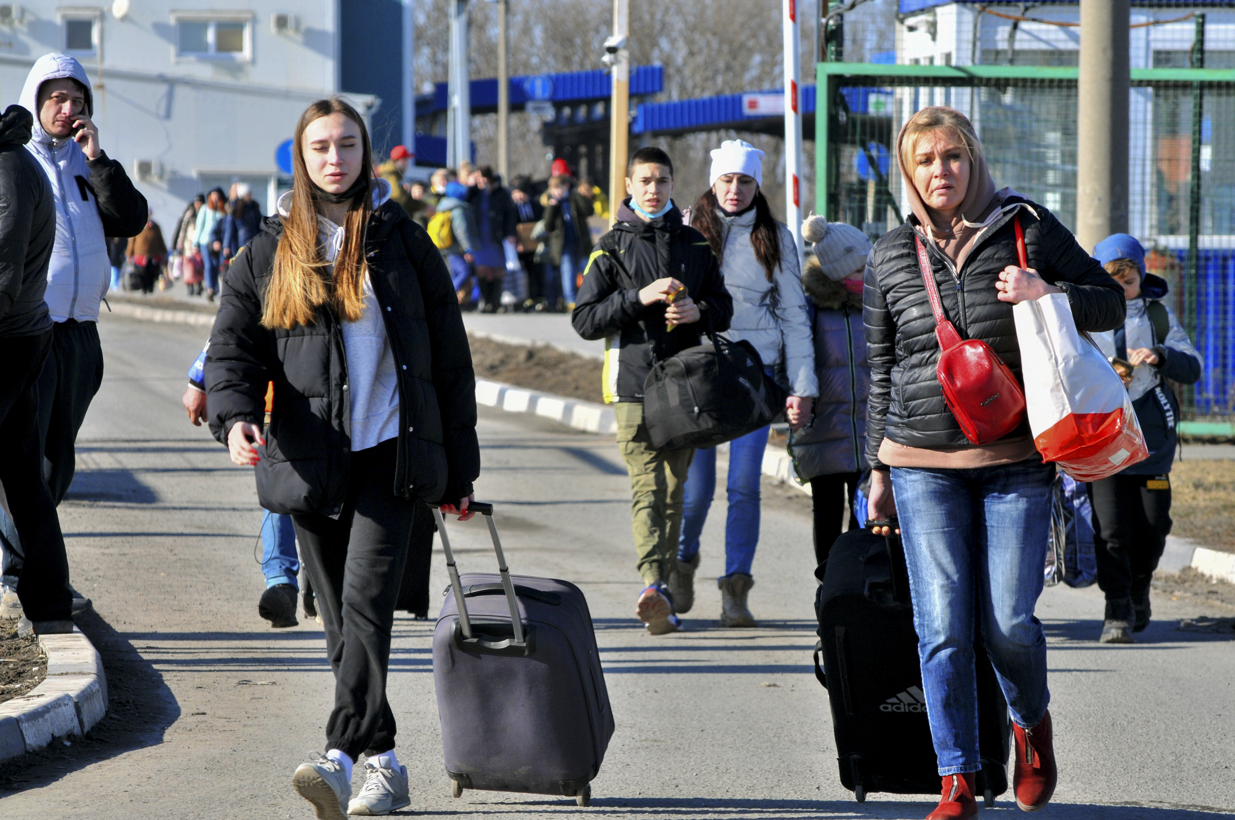 Evacuation of women and children from Donetsk People's Republic to the Rostov region of Russia