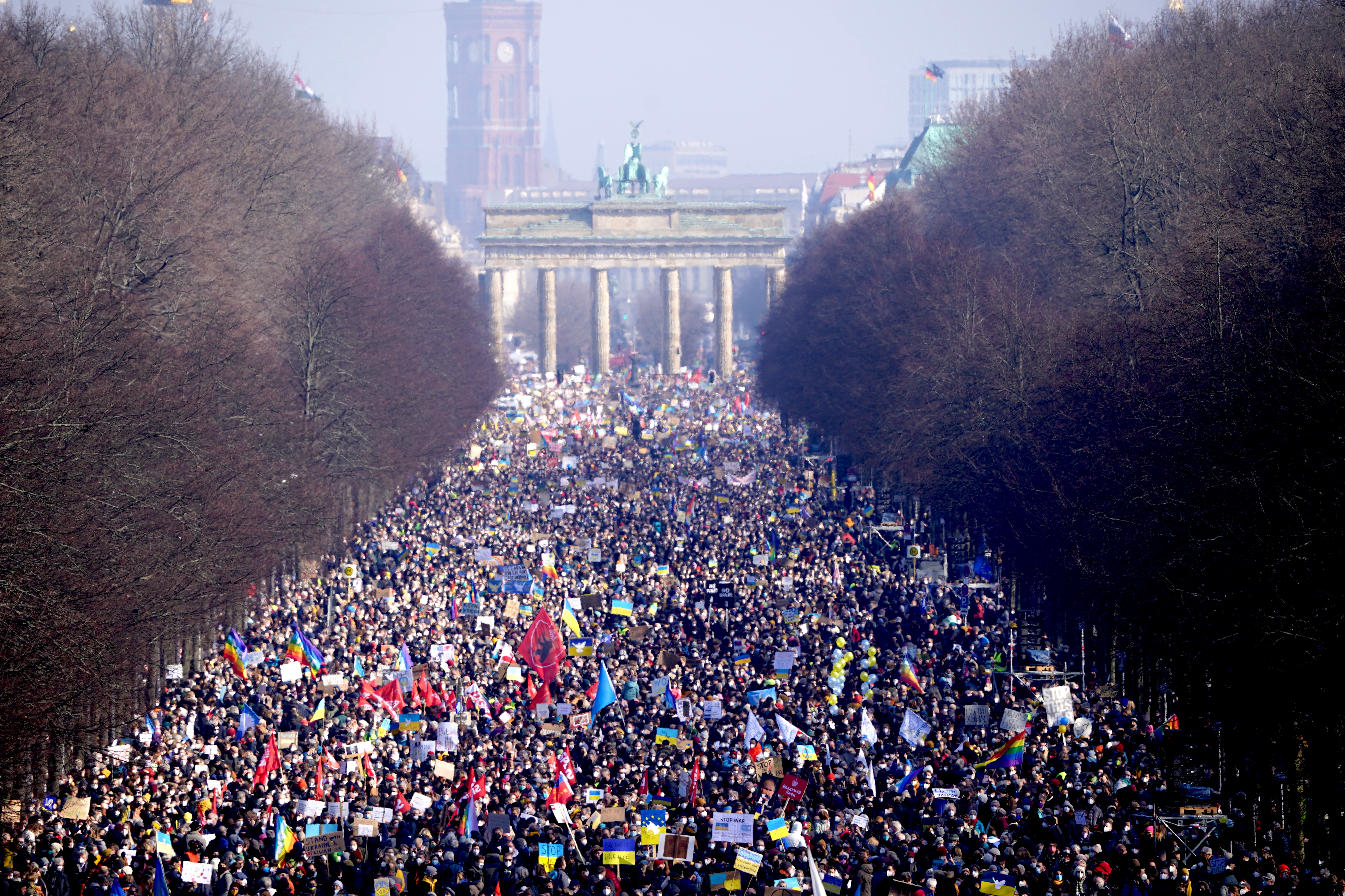 Ukrainian supporters demonstrate in Berlin Berlin protest