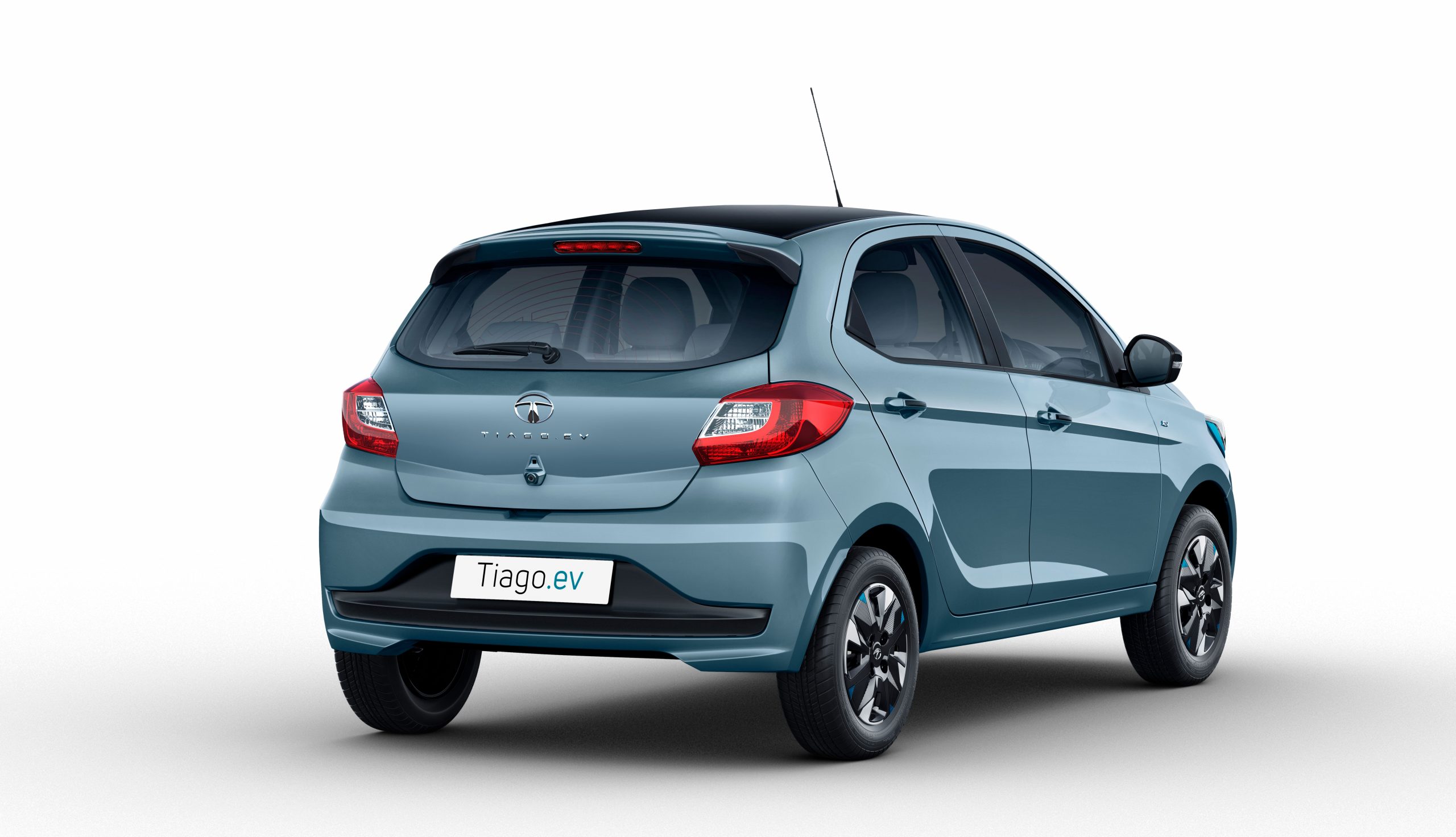 1664695829-Tiago-EV-Rear-scaled.jpg