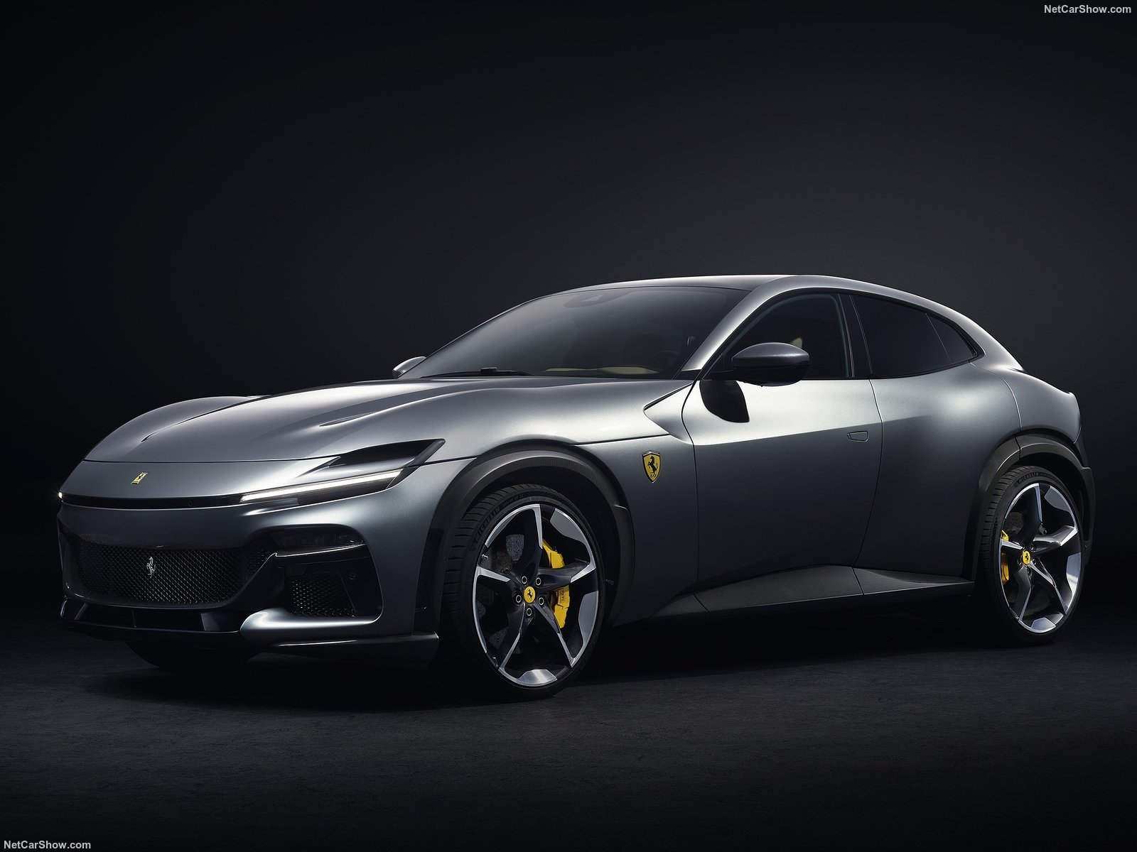 Ferrari-Purosangue-2023-1600-02