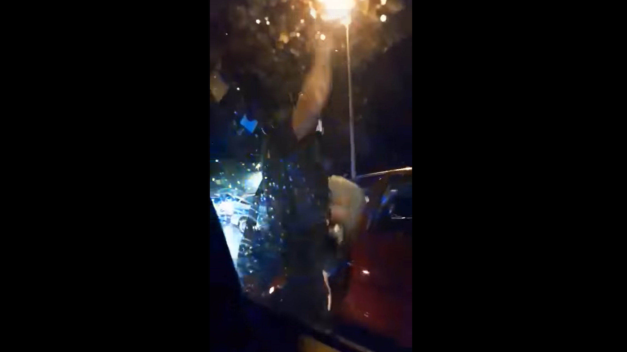 Policajac u Hrvatskoj tuče navijača Hajduka