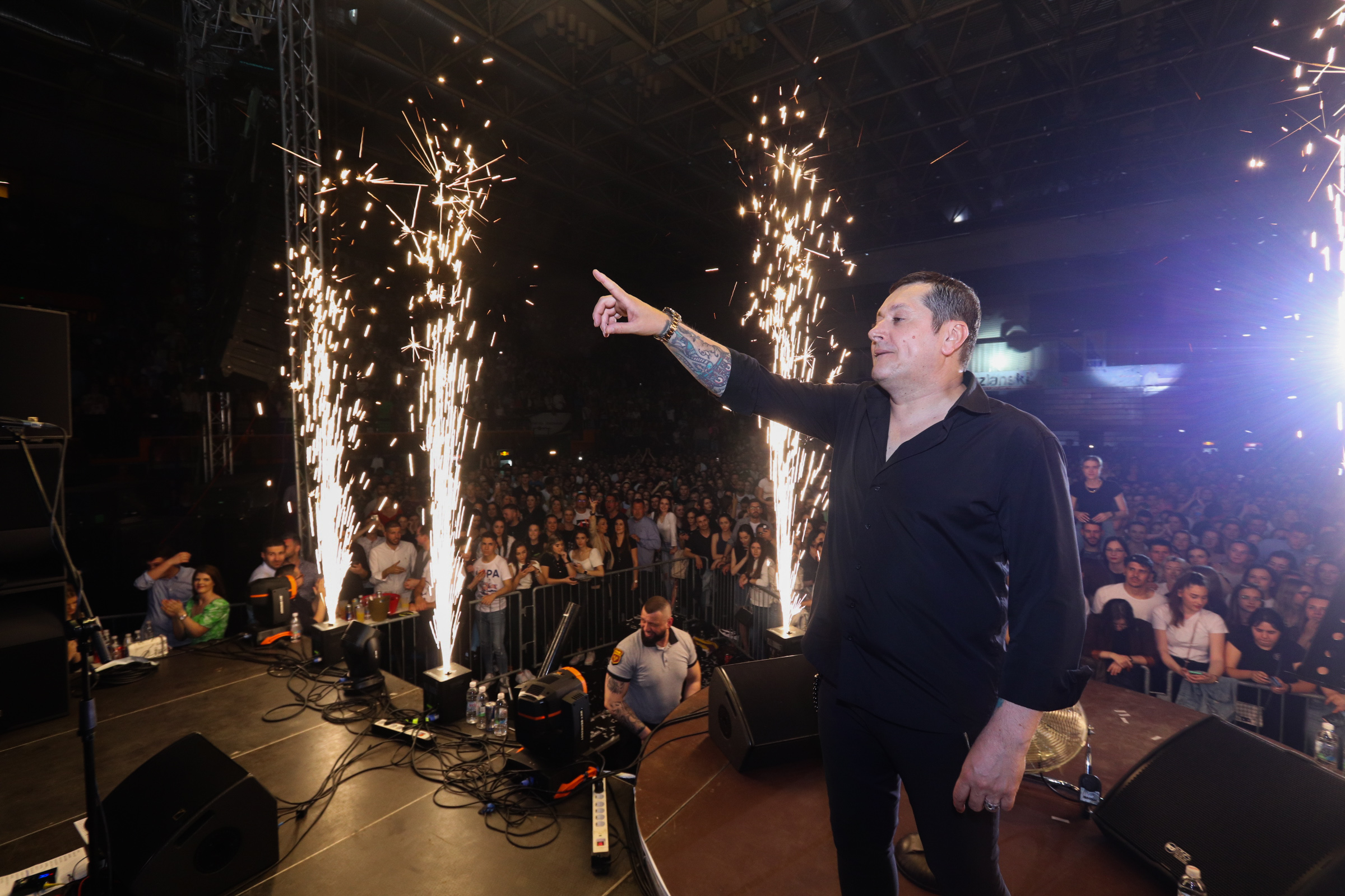 Aco Pejović koncert Tuzla, slike prosledila Lara Golubovic Peru Jovovicu