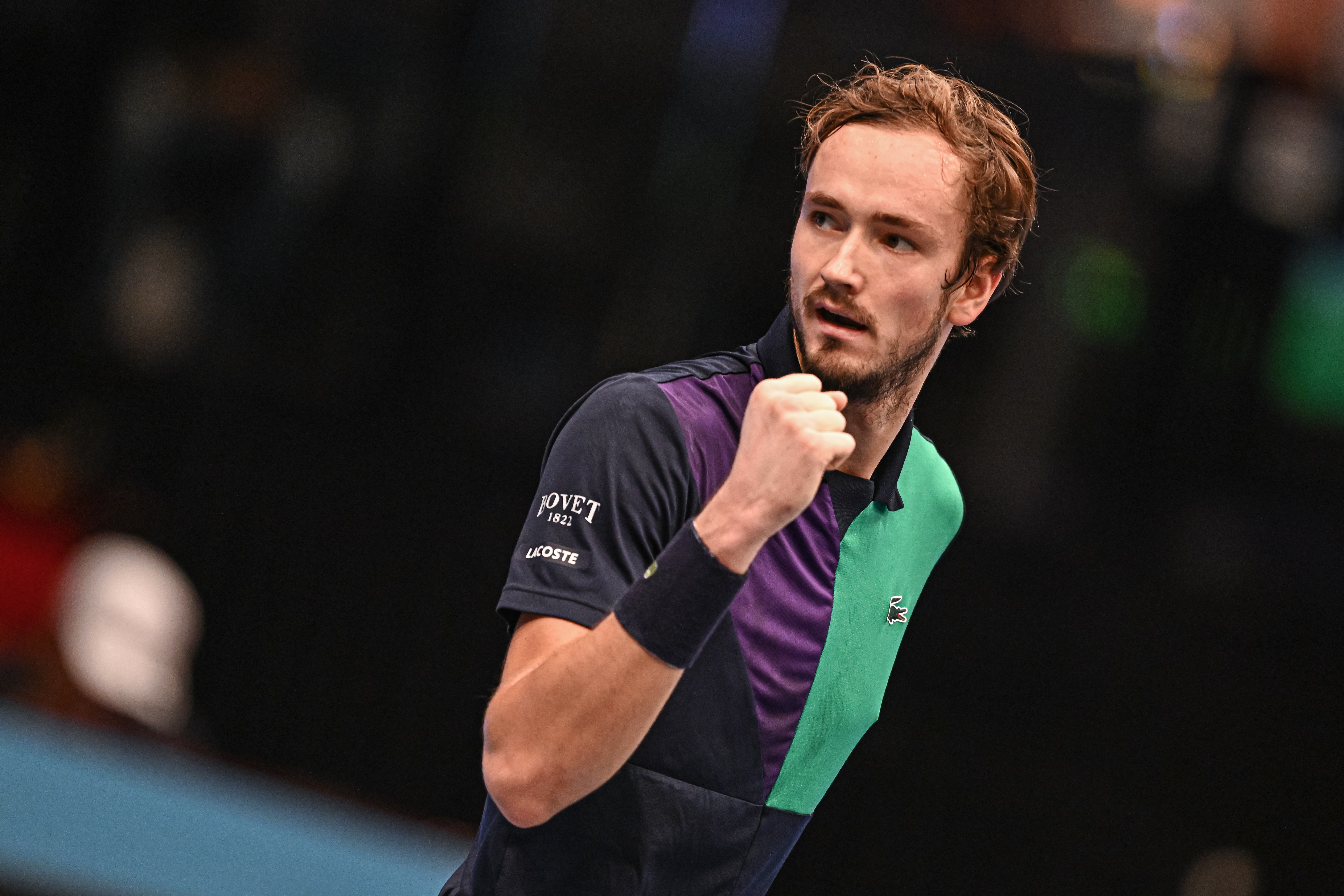 epa10273044 Daniil Medvedev of Russia reacts during his semi final match against Grigori Dimitrov of Bulgaria at the Erste Bank Open ATP tennis tournament in Vienna, Austria, 29 October 2022.  EPA-EFE/CHRISTIAN BRUNA