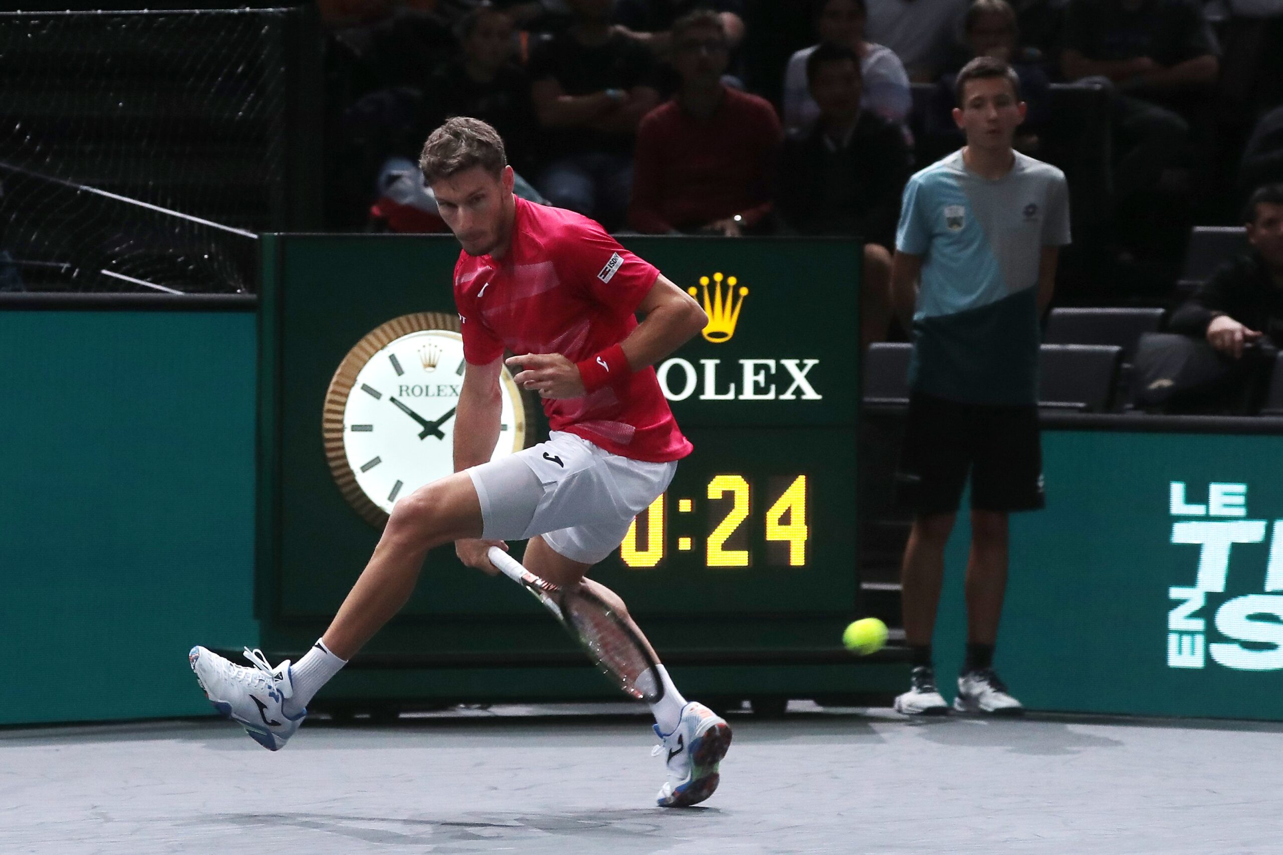 epa10284882 Pablo Carreno Busta of Spain in action during his match against Tommy Paul of the USA at the Rolex Paris Masters 2022 Tennis Tournament in Paris, France, 03 November 2022.  EPA-EFE/CHRISTOPHE PETIT TESSON