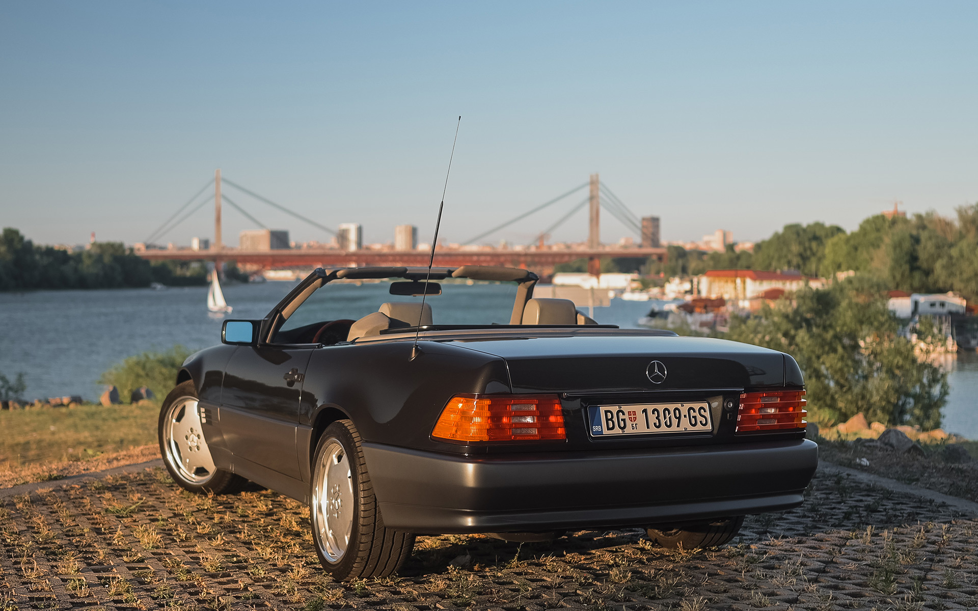 Mercedes SL, oldtimer, kabrio Foto: Miloš Nikodijević