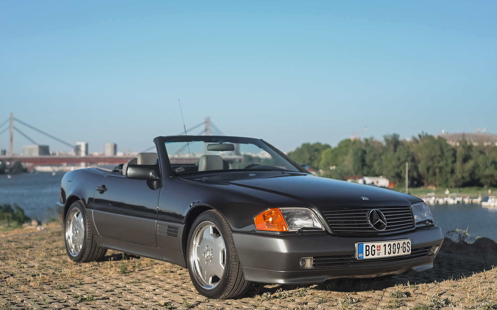 Mercedes SL, oldtimer, kabrio Foto: Miloš Nikodijević