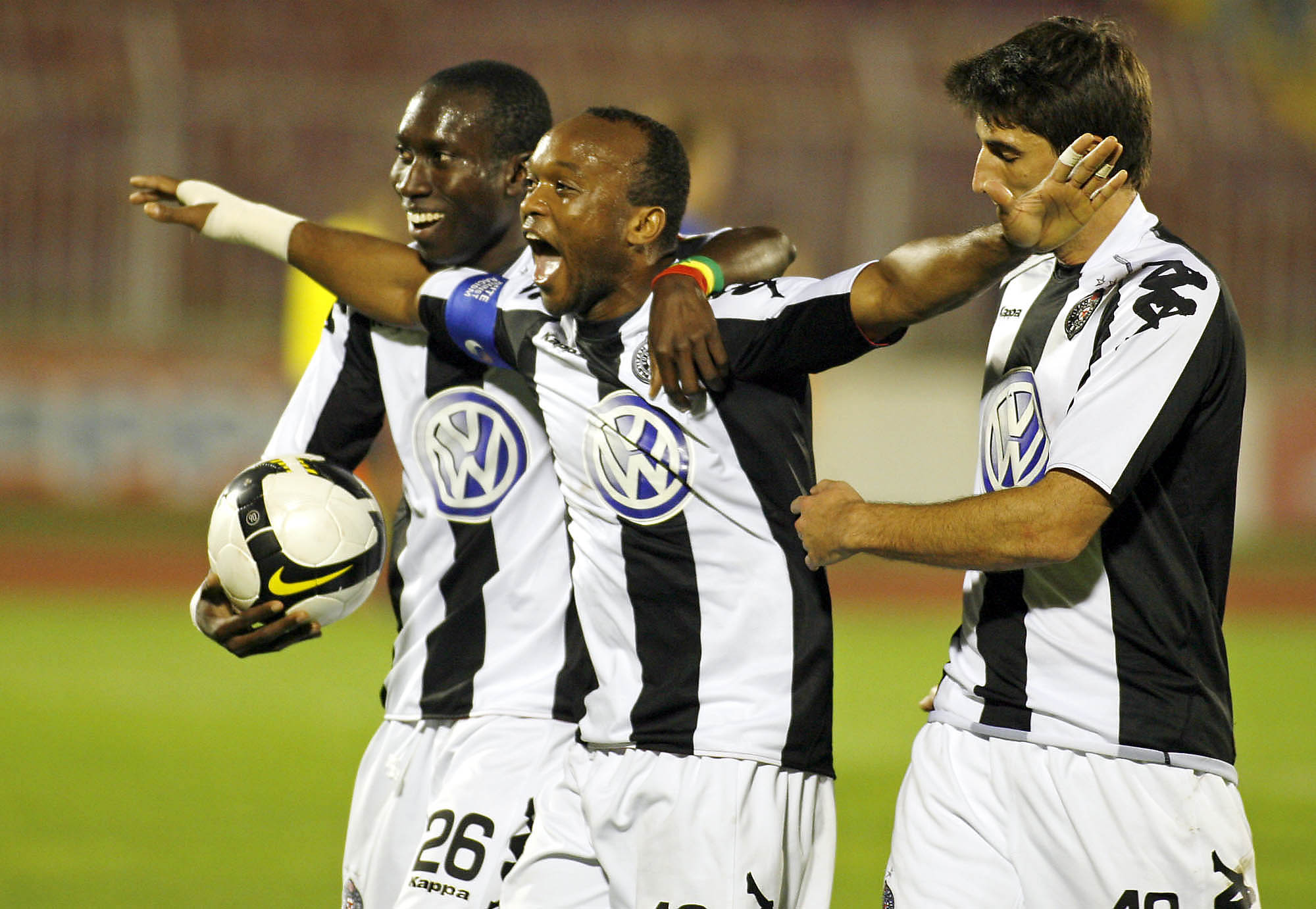 Sport Fudbal Jelen Super Liga Srbije Partizan Jagodina Beograd Srbija Belgrade Serbia 29.10.2008. Moreira Almami Da Silva i Diarra Diara Lamine (credit image © photo: Pedja Milosavljevic)