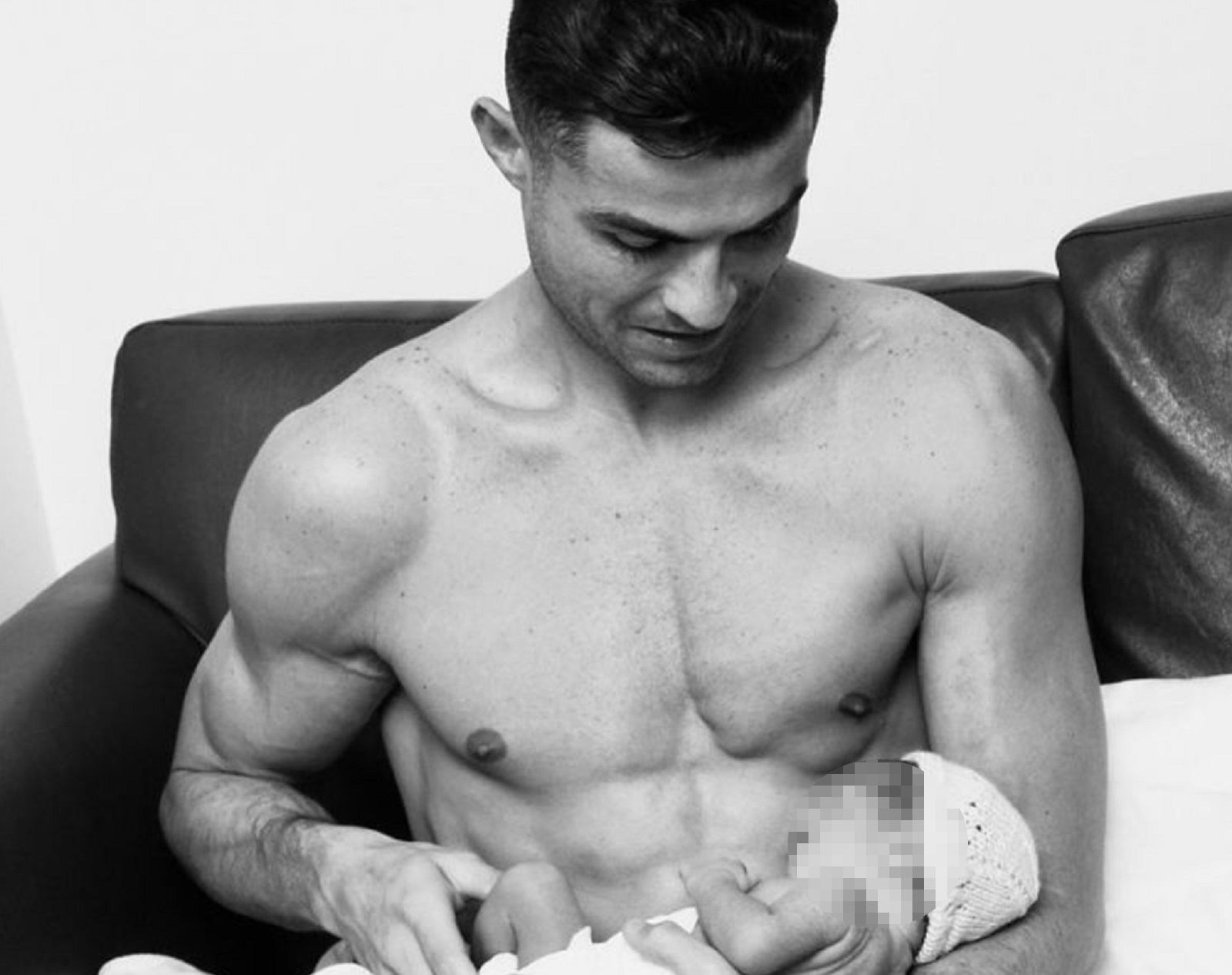 1651323481-ronaldo-cerka