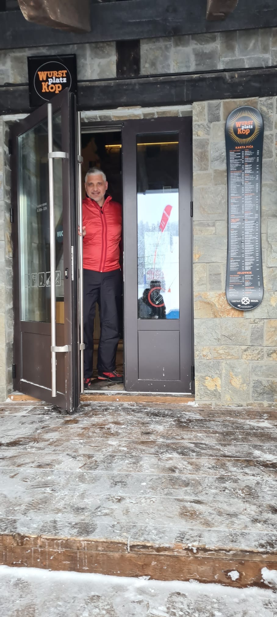 7c931e06-e329-46b0-bd85-3b5a760c458c