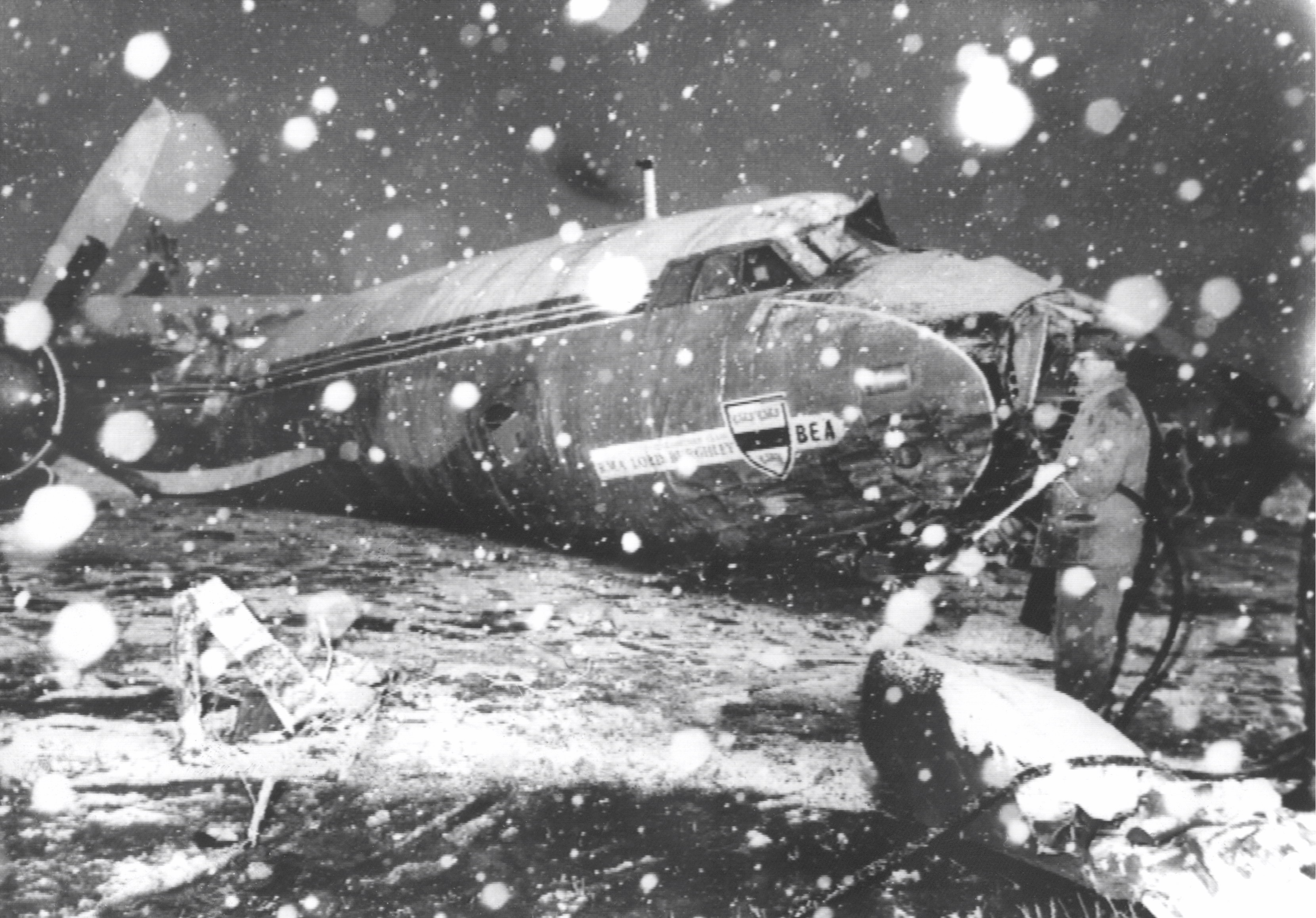 Manchester United team killed in plane crash 1958