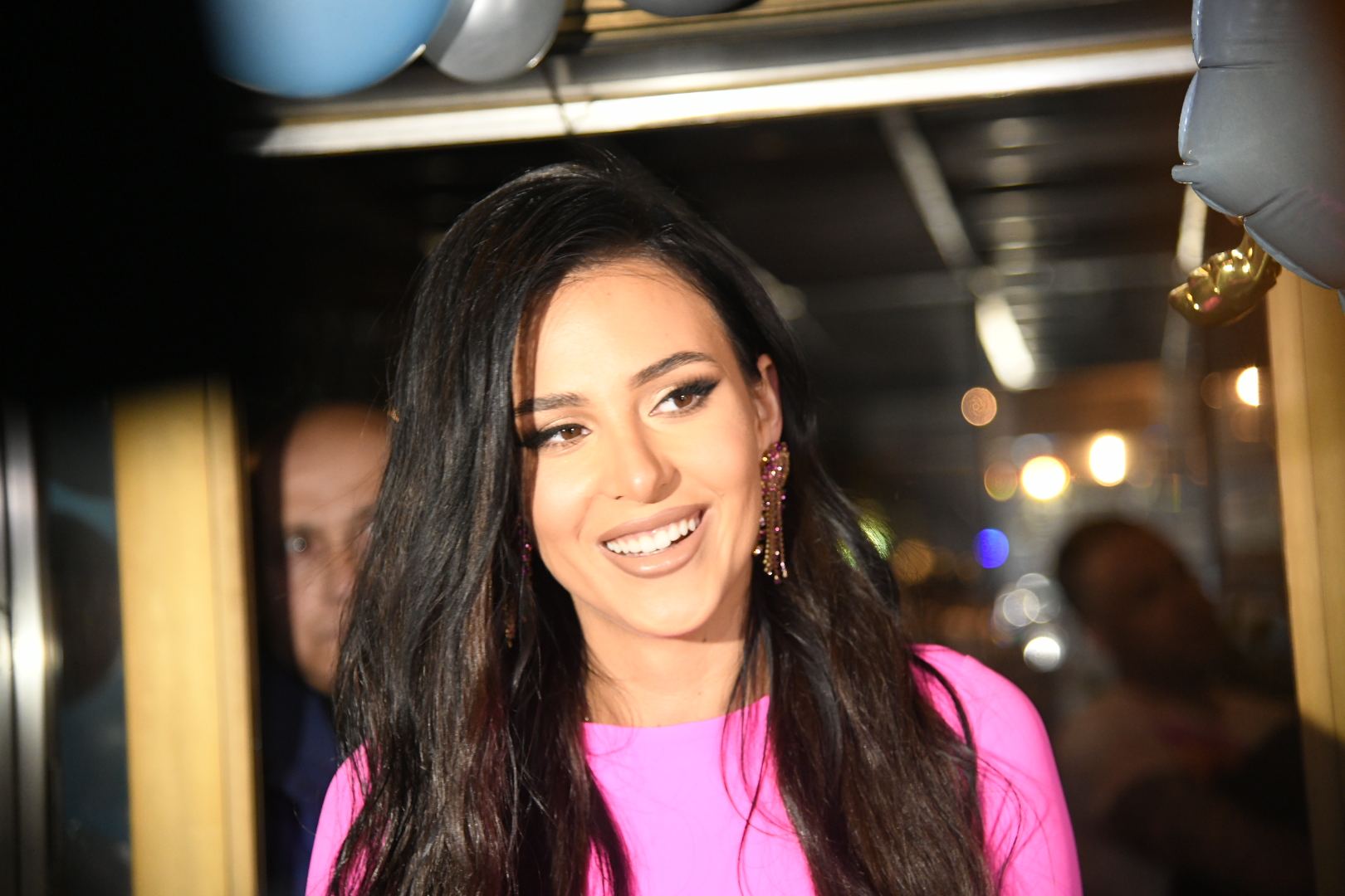 Beograd 03.06.2020. Gosti dolaze na proslavu povodom rodjenja unuka Zeljka Raznatovica vila u Ljutice Bogdana Cecina kuca Foto:Nemanja Jovanović/Nova.rs