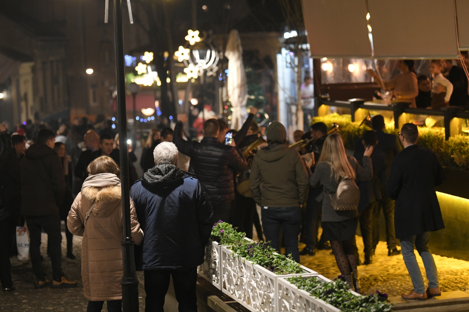 Beograd 31. decembar 2021. Docek Nove godine 2022. ulice Beograda, atmosfera Foto:Dragan Mujan/Nova.rs