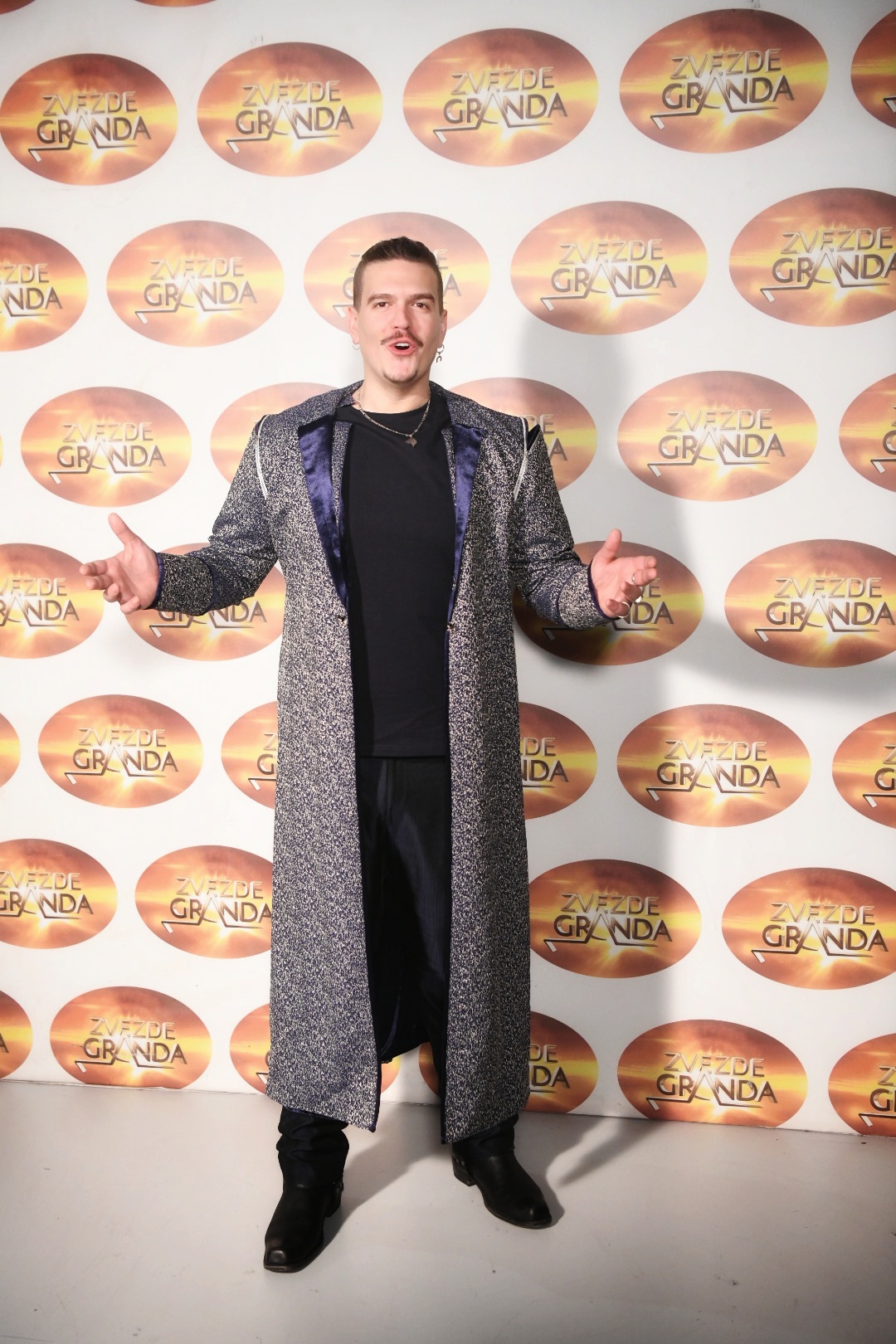 Beograd 07. decembar 2021. Snimanje emisije novogodisnji Grand, estrada, narodnjaci Foto:Vesna Lalić/Nova.rs