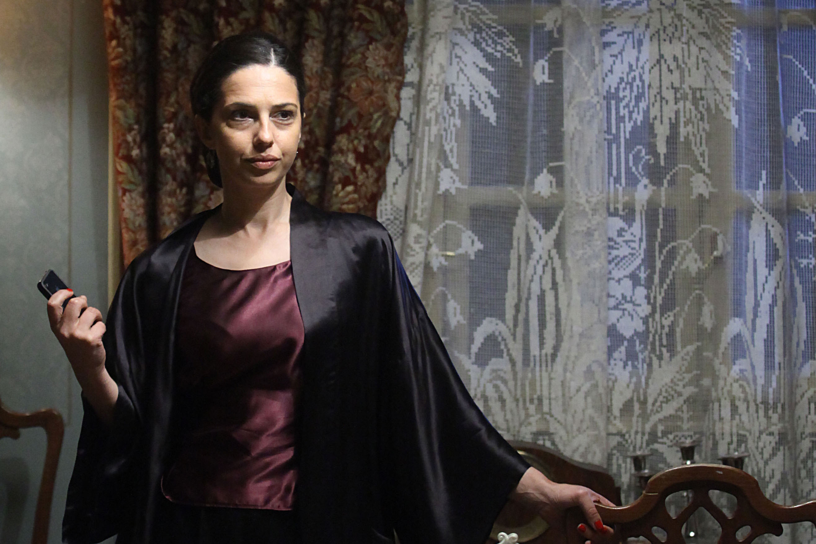 Beograd 16.05.2011.
Snimanje serije 
serija "Cvat lipe na Balkanu Kosutnjak film 
glumica Natasa Ninkovic 
foto Zoran Loncarevic