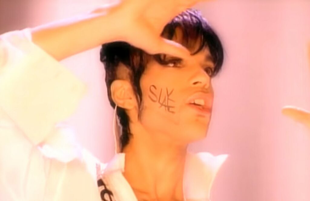 Princ Slave iz spota Prince - Eye Hate U (Official Music Video)